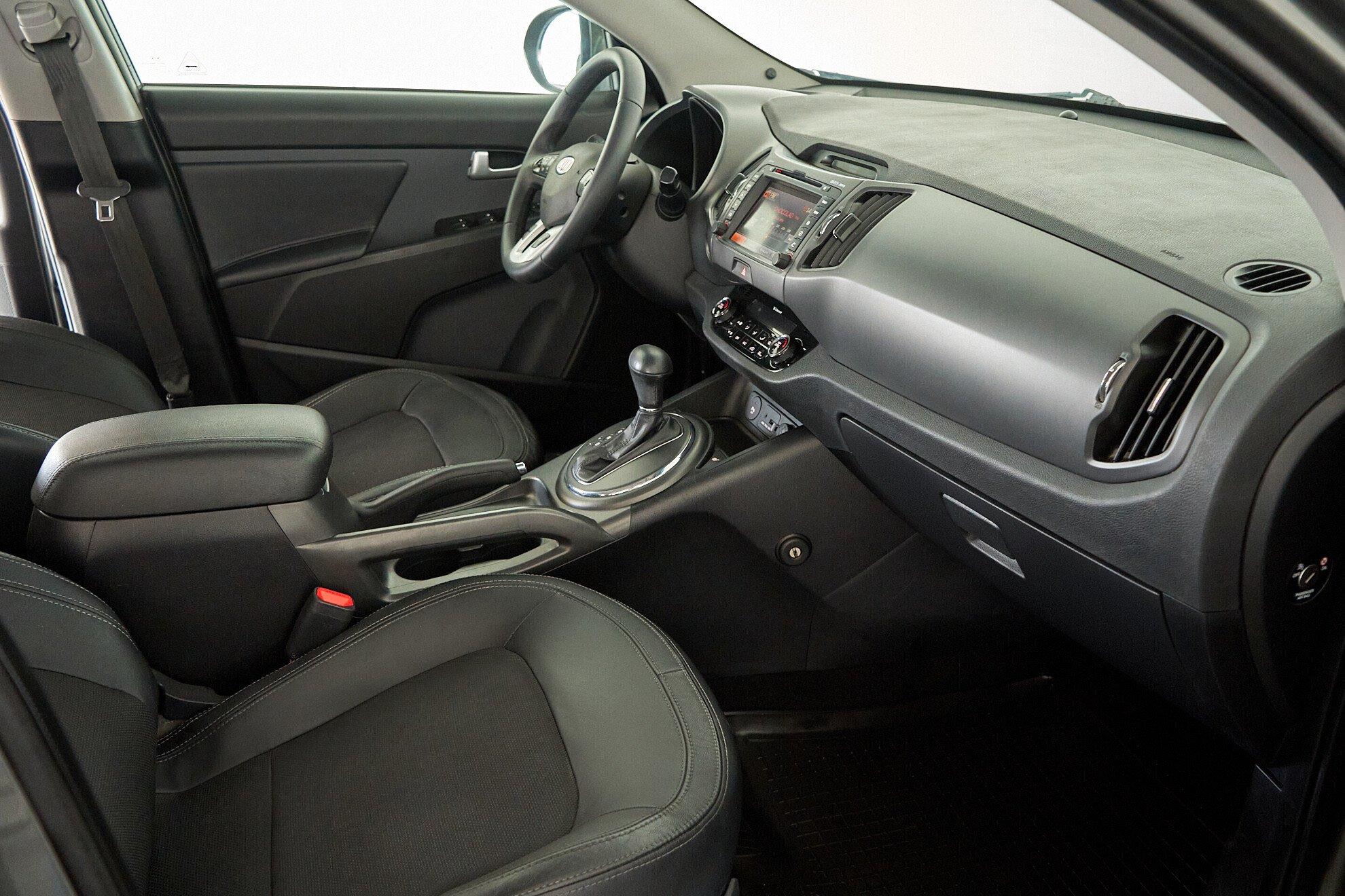 Kia Sportage 2012, серый