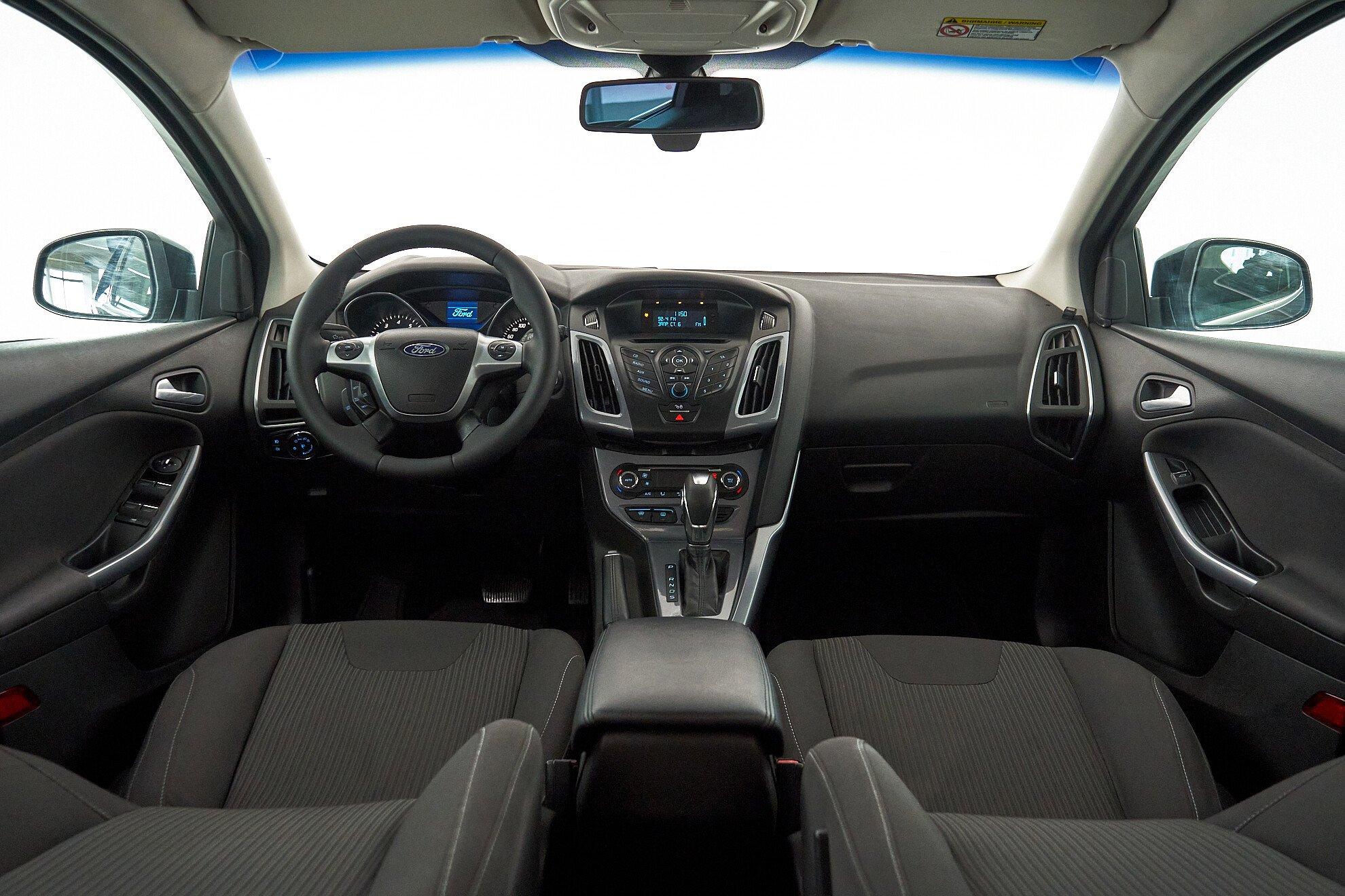 Ford Focus 2014, черный