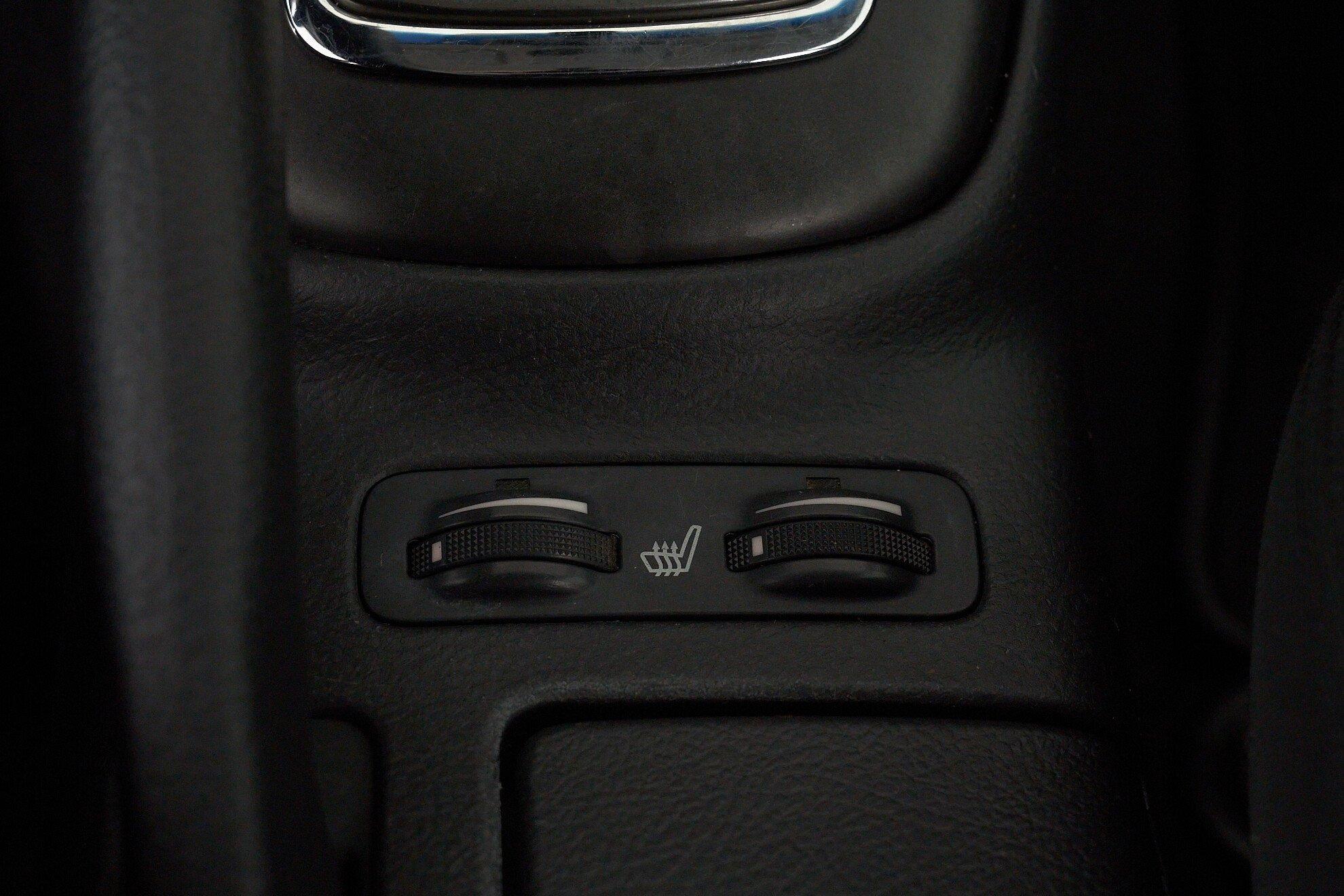 Toyota Avensis 2008, серебряный