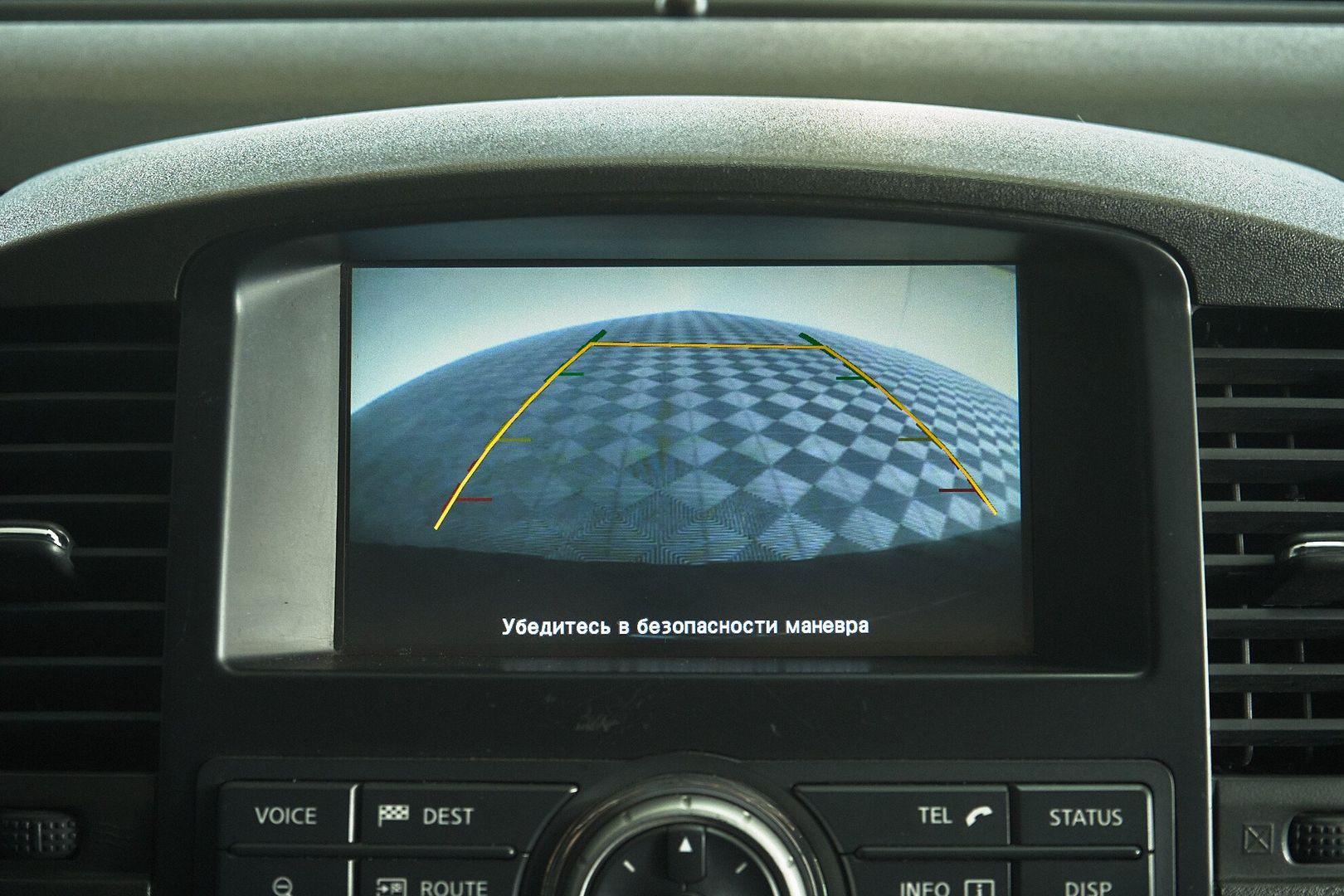 Nissan Pathfinder 2012, черный