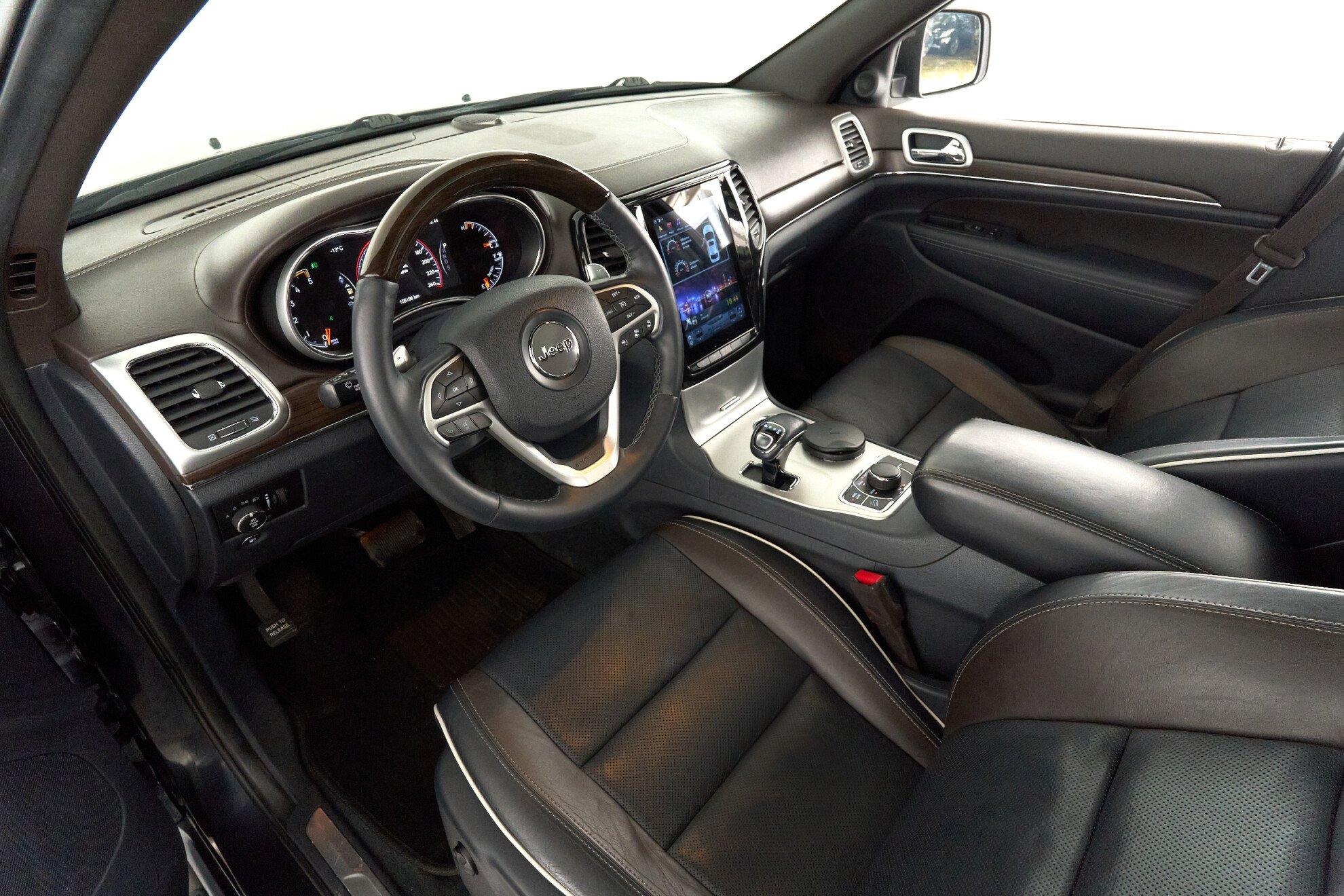 Jeep Grand Cherokee 2014, серый