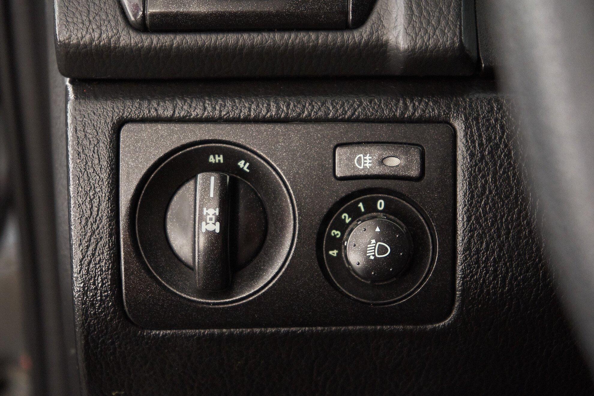 SsangYong Rexton 2011, черный