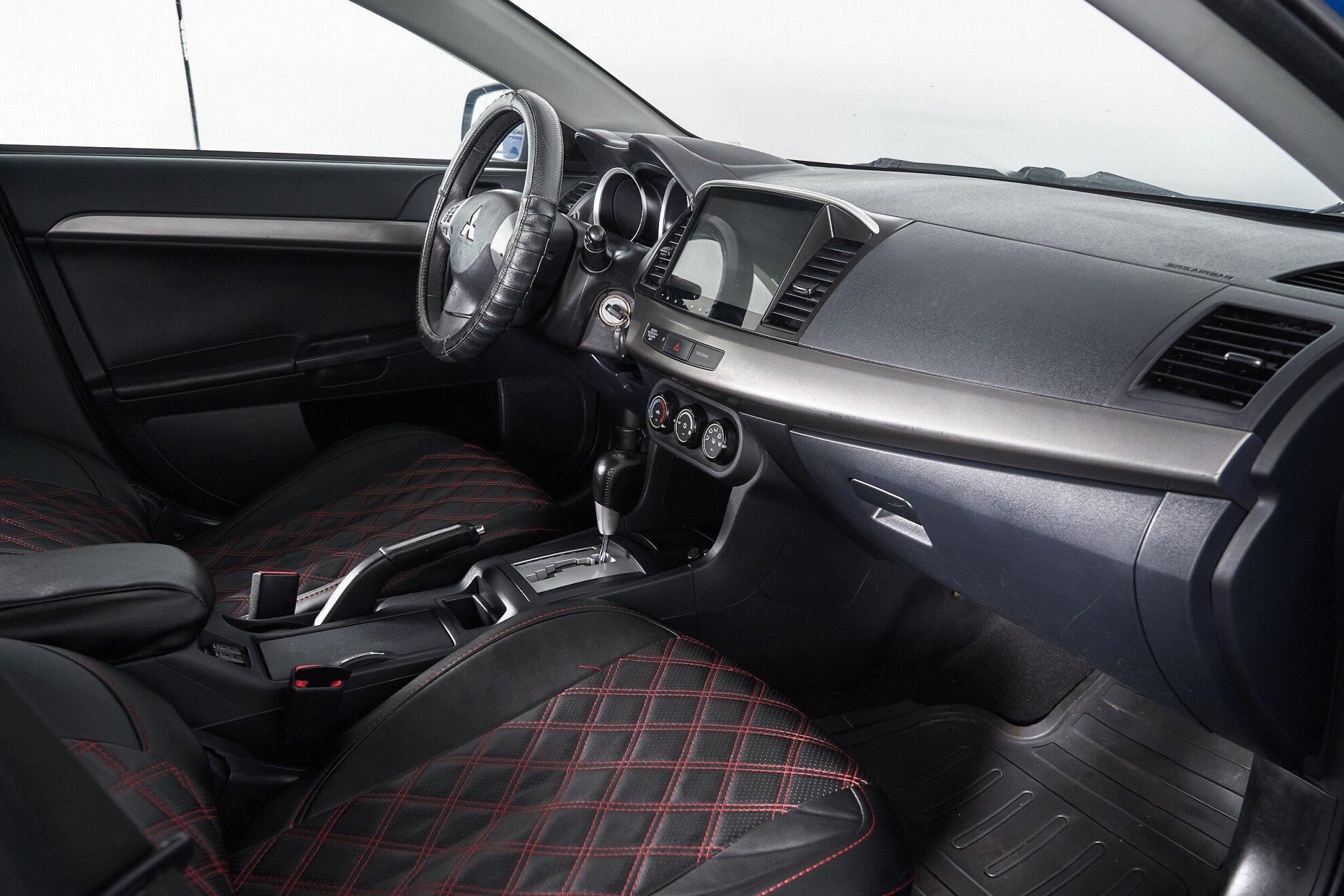 Mitsubishi Lancer 2013, синий