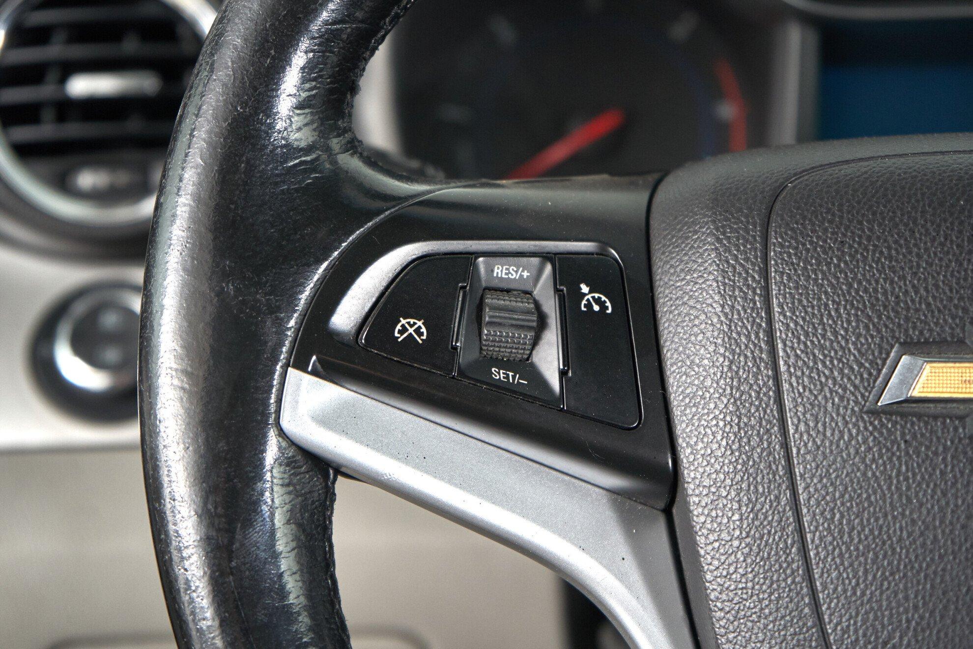 Chevrolet Orlando 2013, коричневый