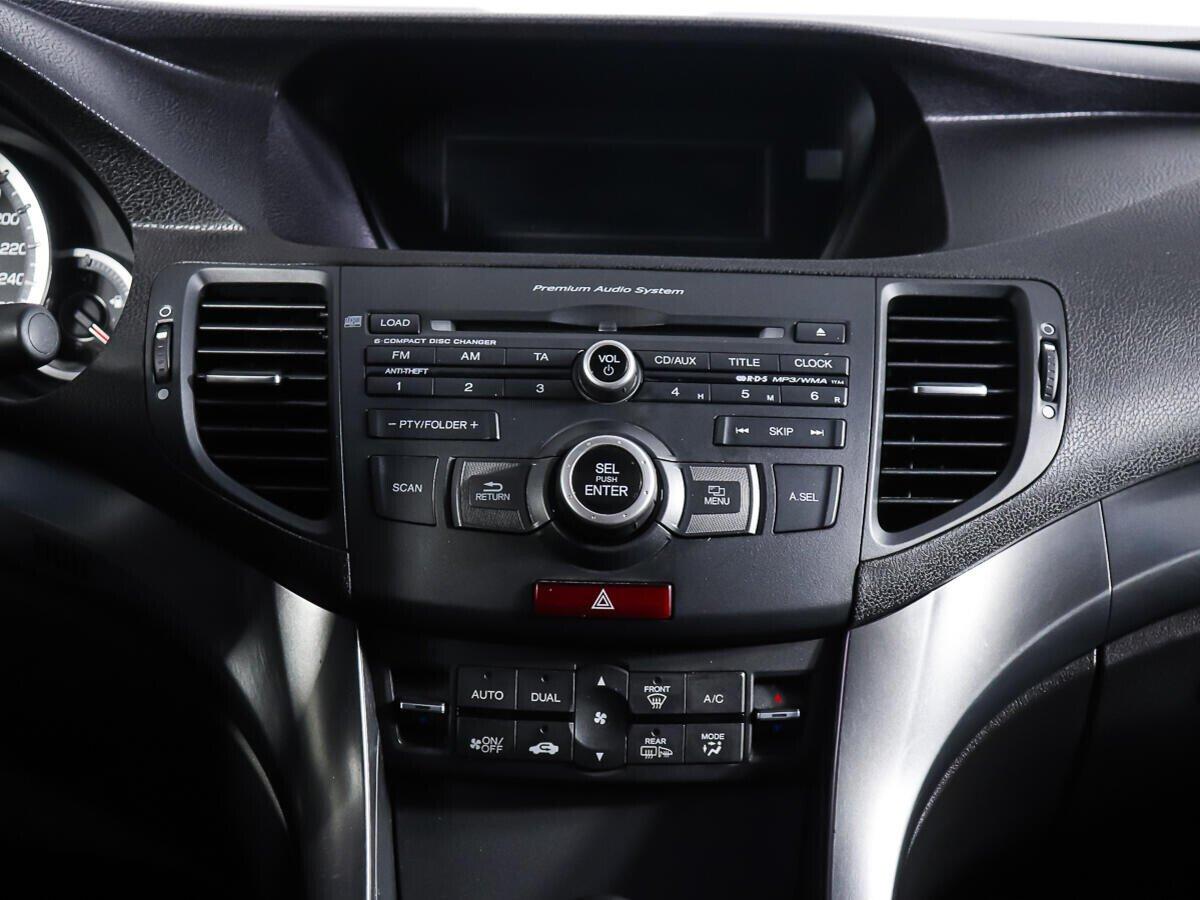 Honda Accord 2012, черный