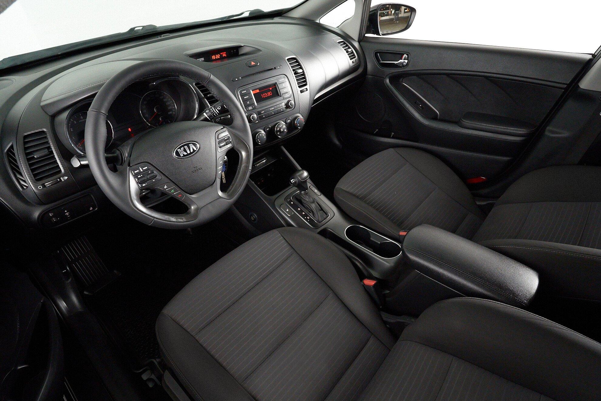 Kia Cerato 2016, черный