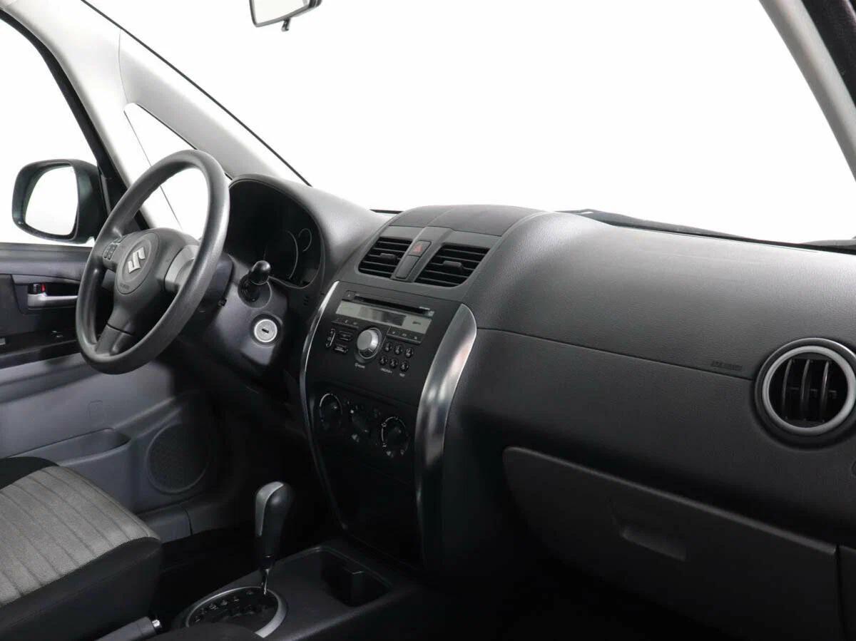 Suzuki SX4 2013, зеленый