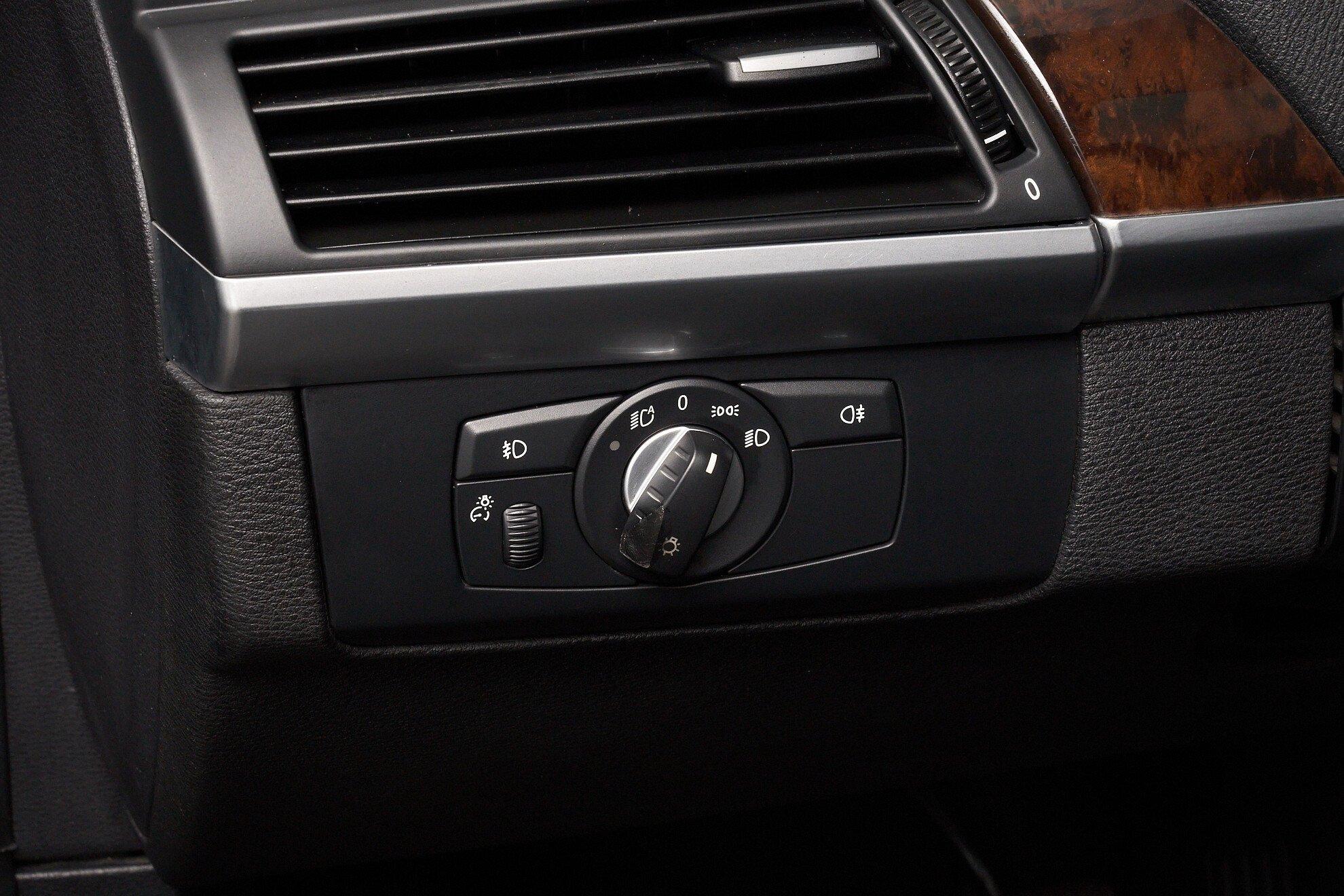 BMW X5 2009, черный