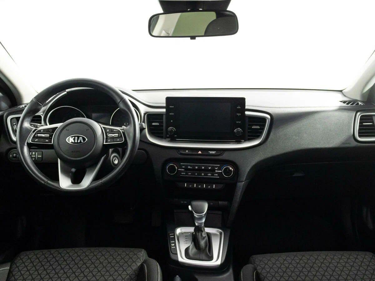 Kia XCeed 2020, красный
