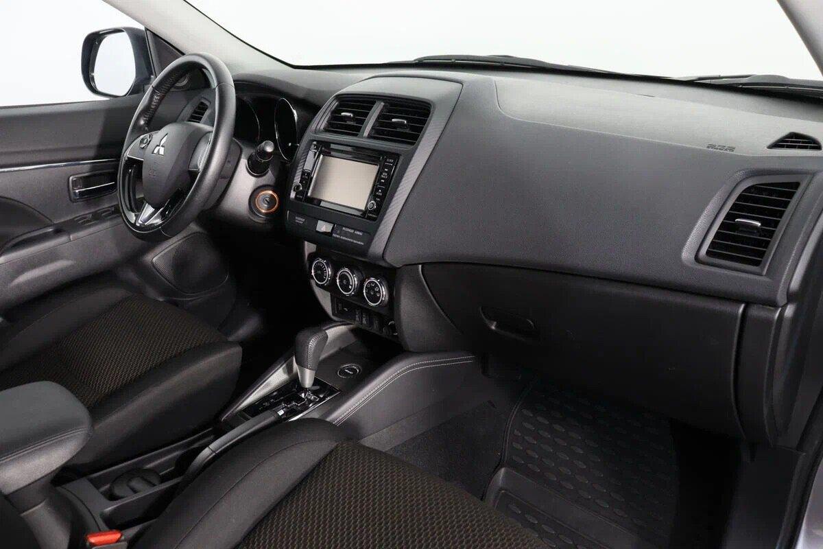 Mitsubishi ASX 2019, серый