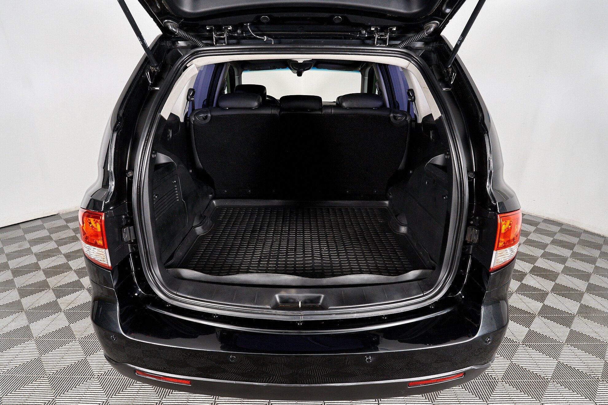 SsangYong Kyron 2013, черный