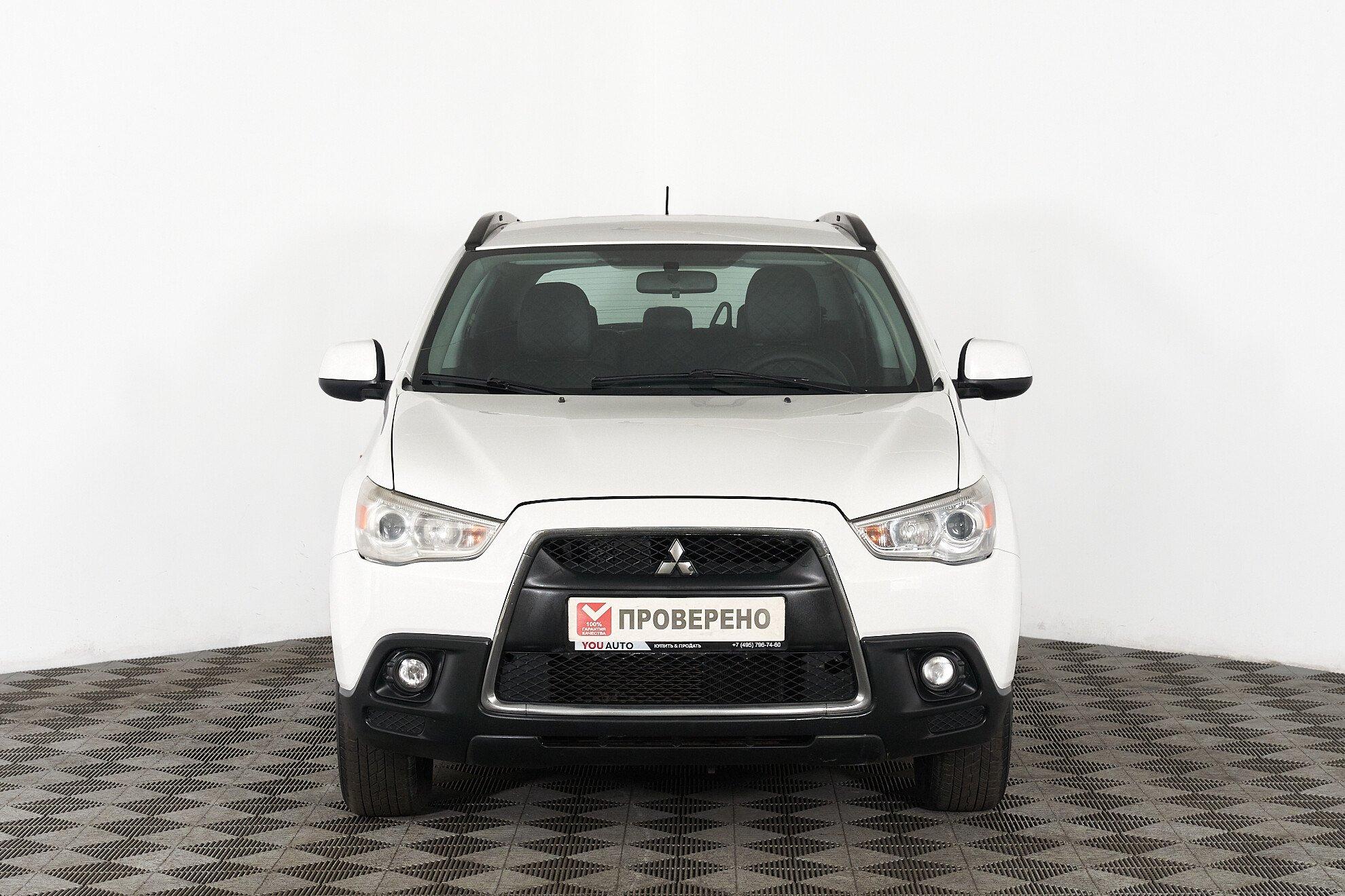 Mitsubishi ASX 2012, белый