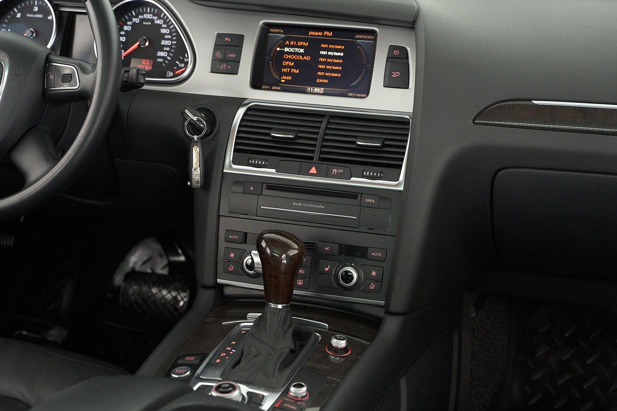 Audi Q7 2014, белый