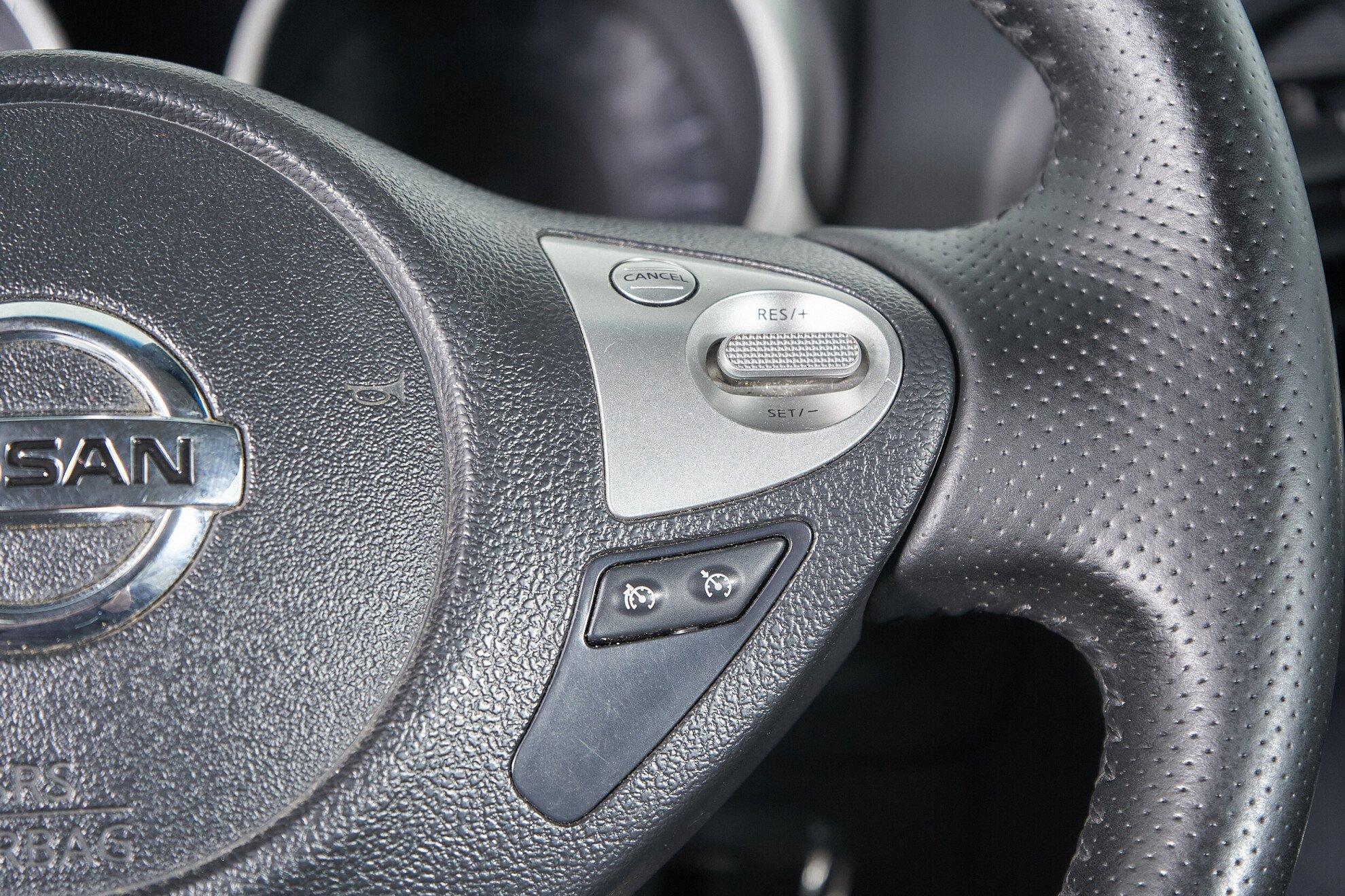 Nissan Juke 2014, белый