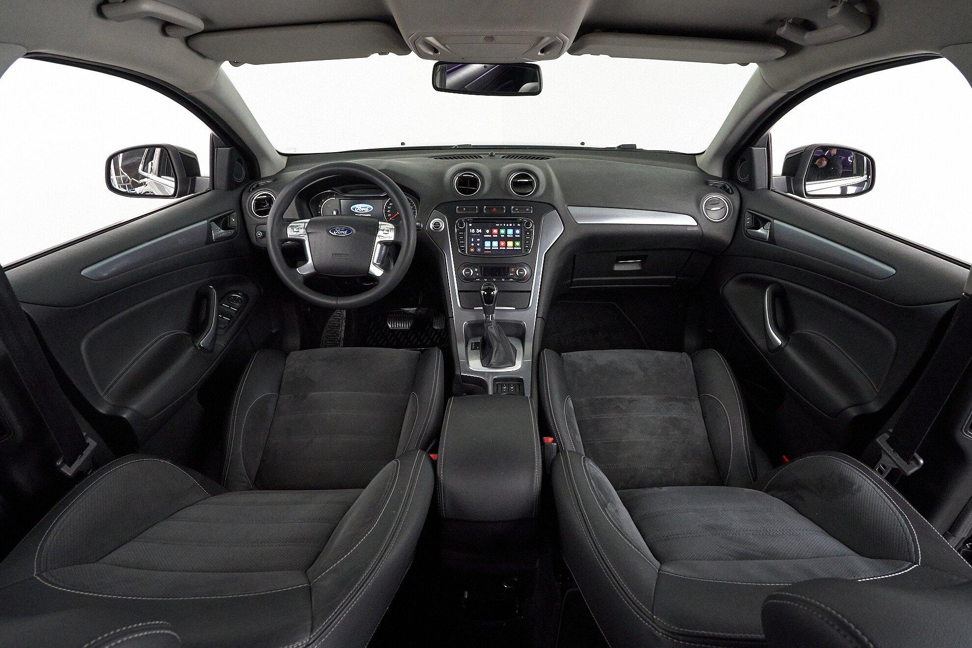Ford Mondeo 2013, черный
