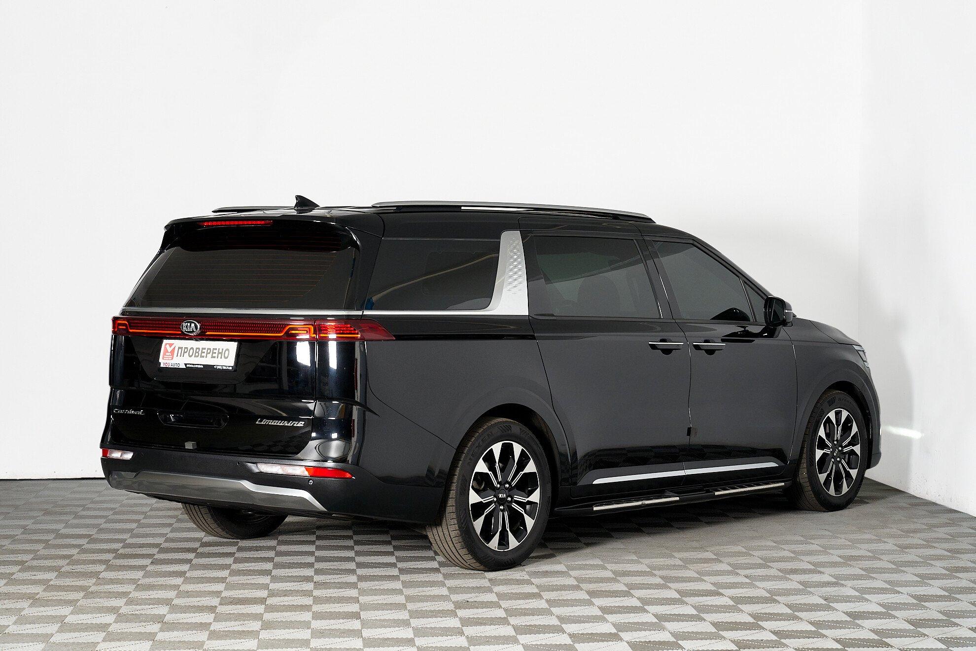 Kia Carnival 2022, черный