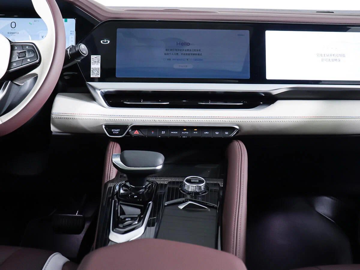 Geely Monjaro 2024, белый