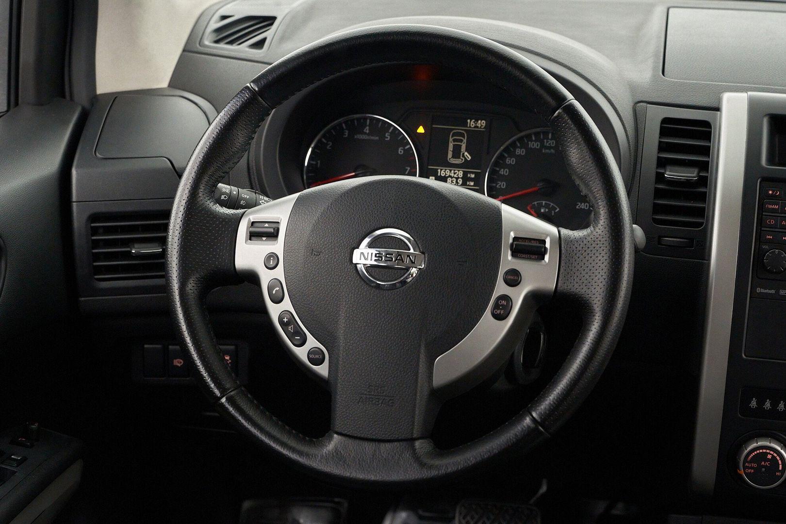 Nissan X-Trail 2013, черный