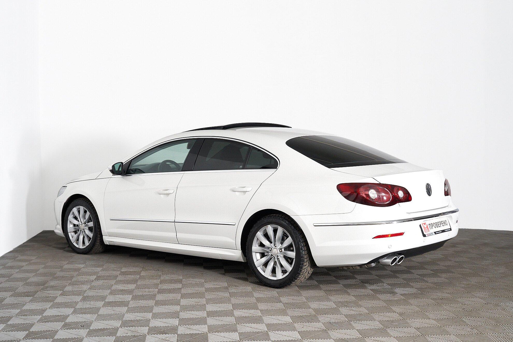 Volkswagen Passat CC 2010, белый