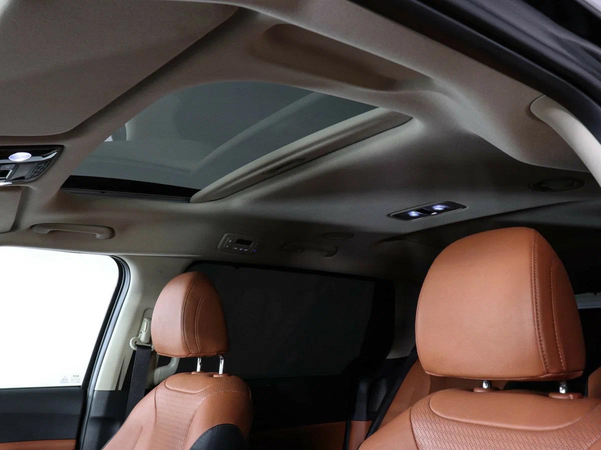 Kia Carnival 2024, черный