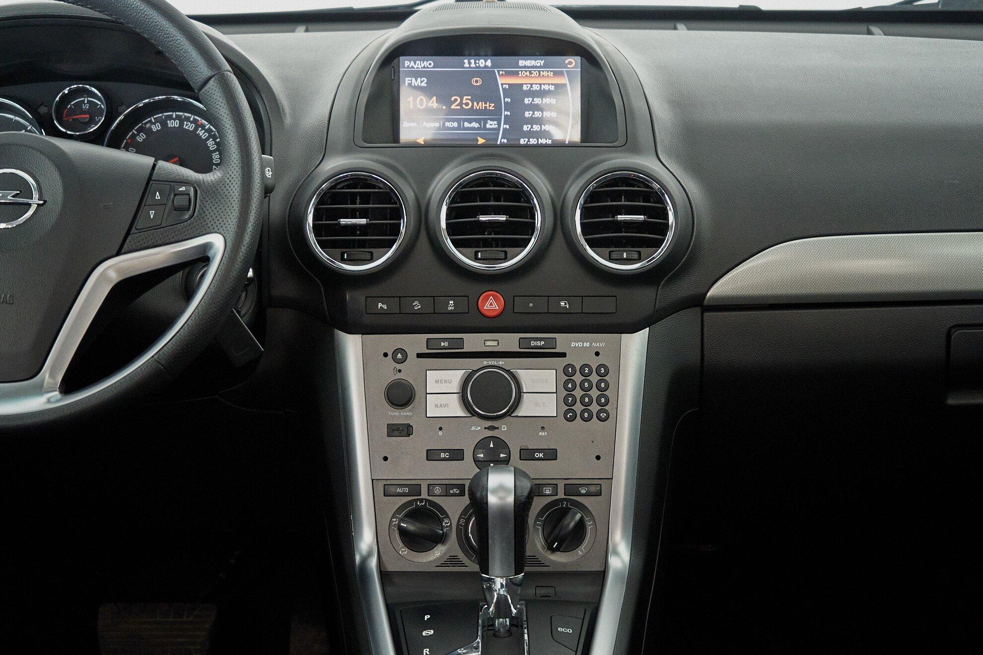 Opel Antara 2012, черный
