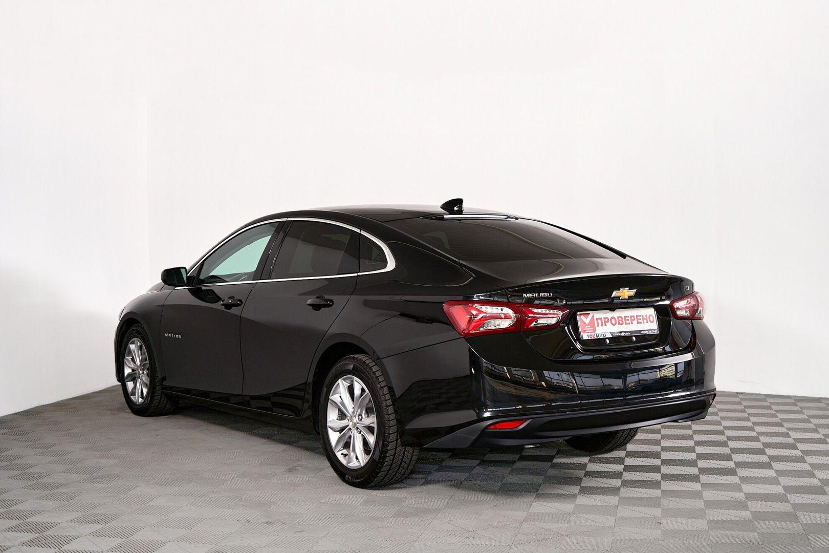 Chevrolet Malibu 2020, черный