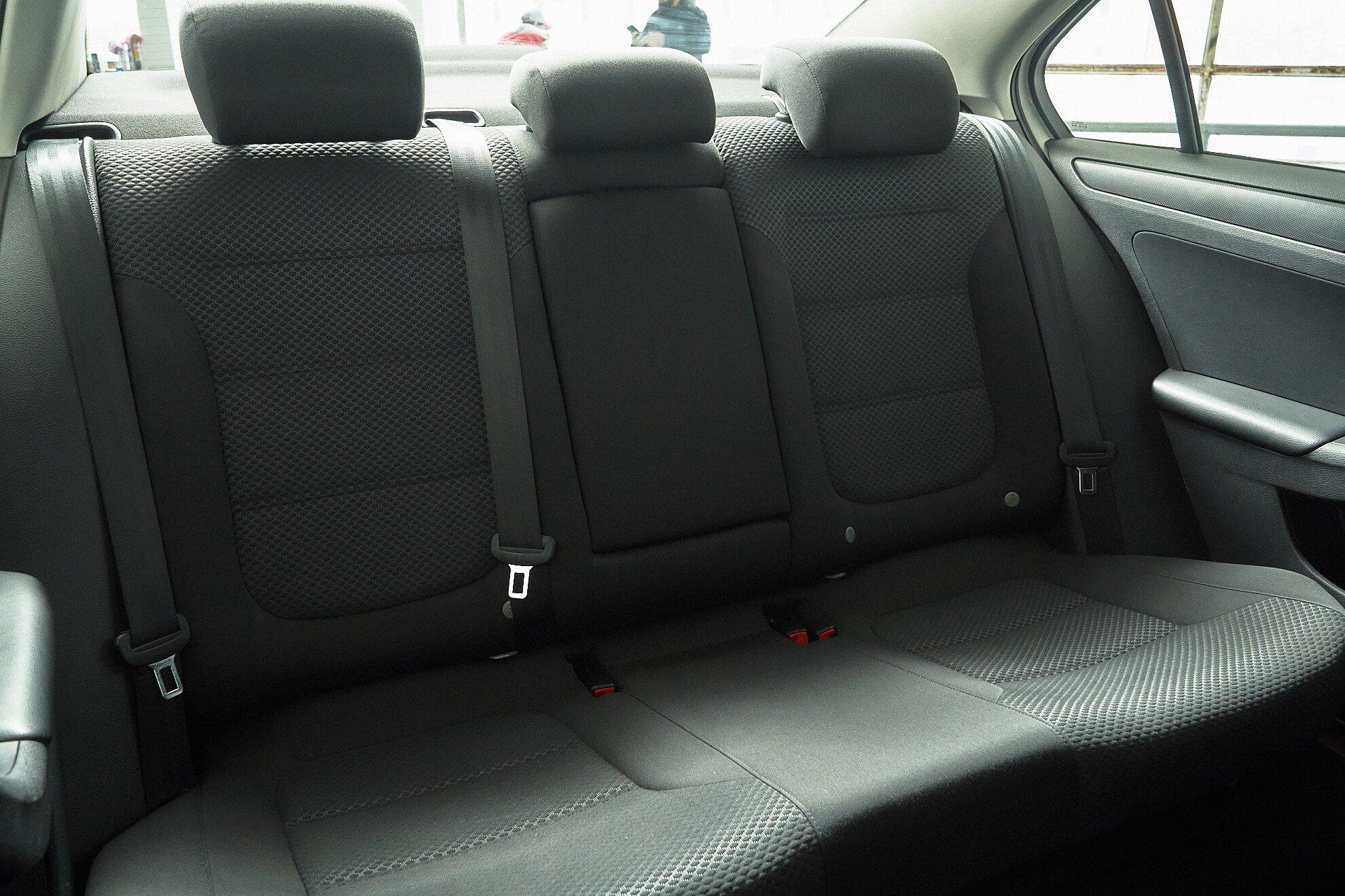 Volkswagen Jetta 2014, белый