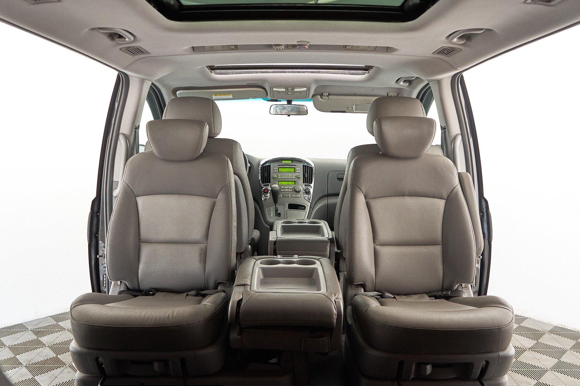 Hyundai Grand Starex 2008, черный