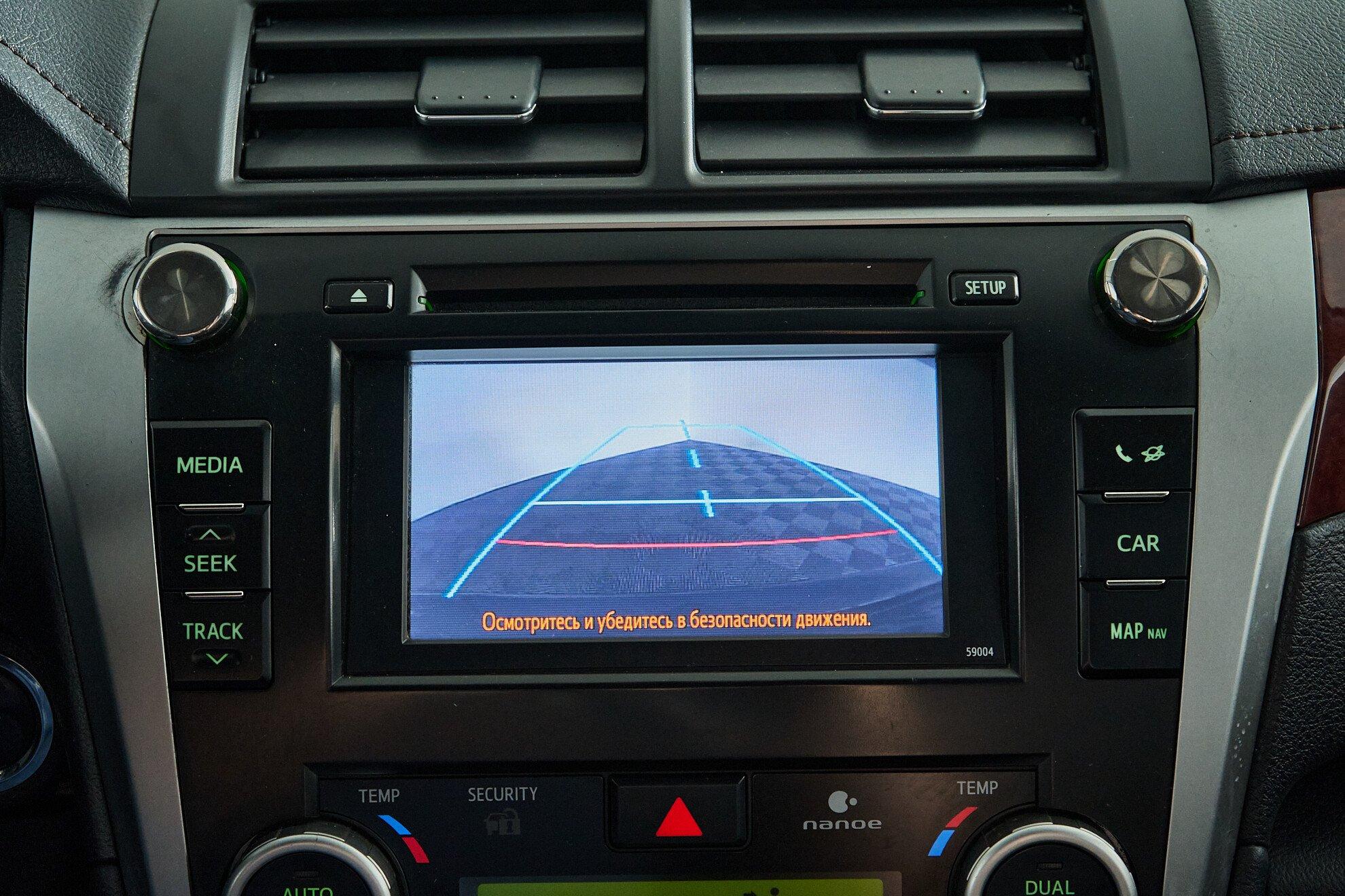 Toyota Camry 2013, серый