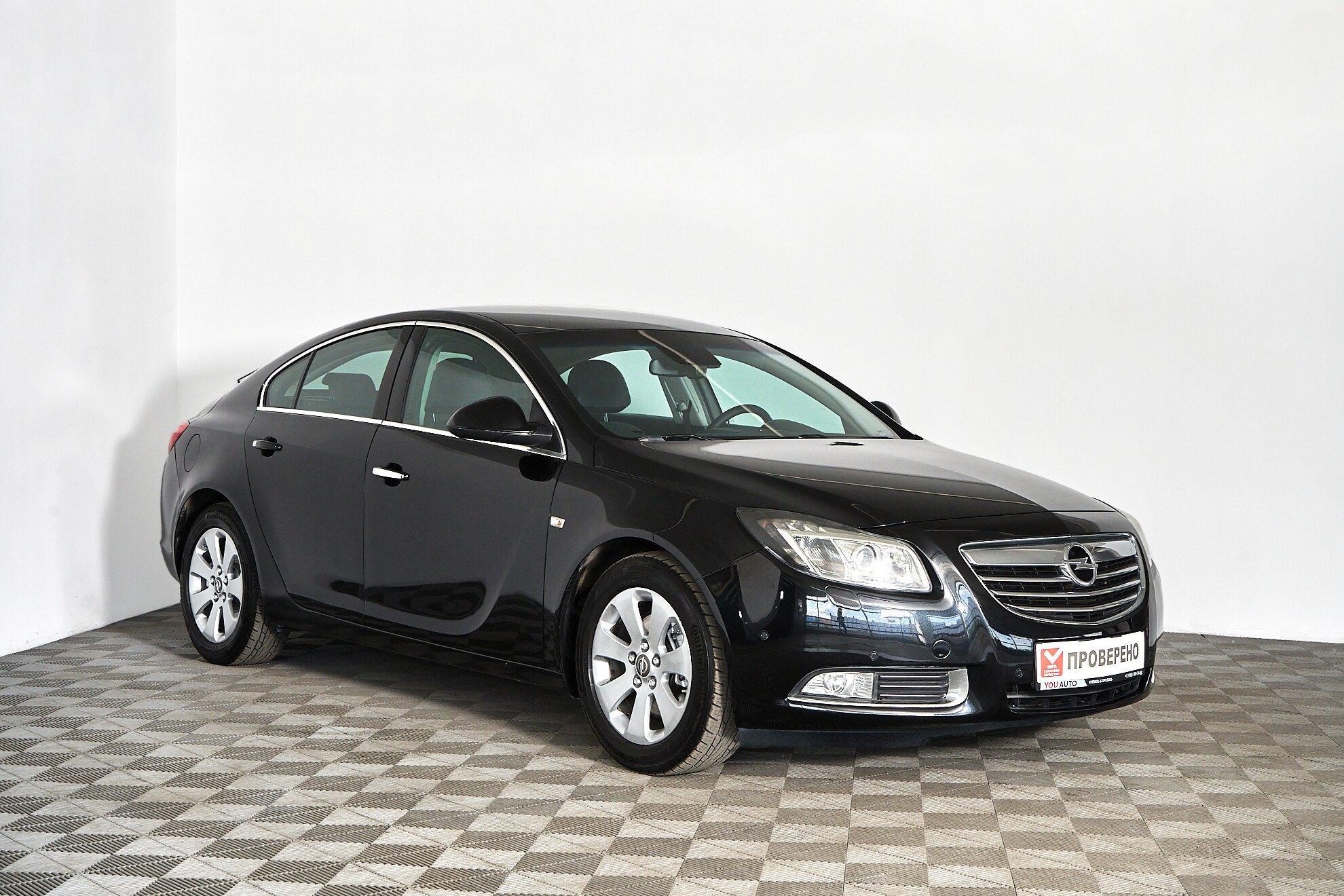 Opel Insignia 2010, черный