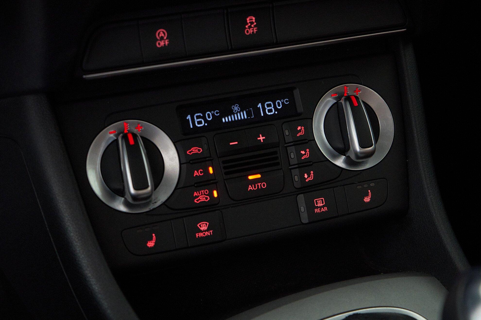 Audi Q3 2014, белый