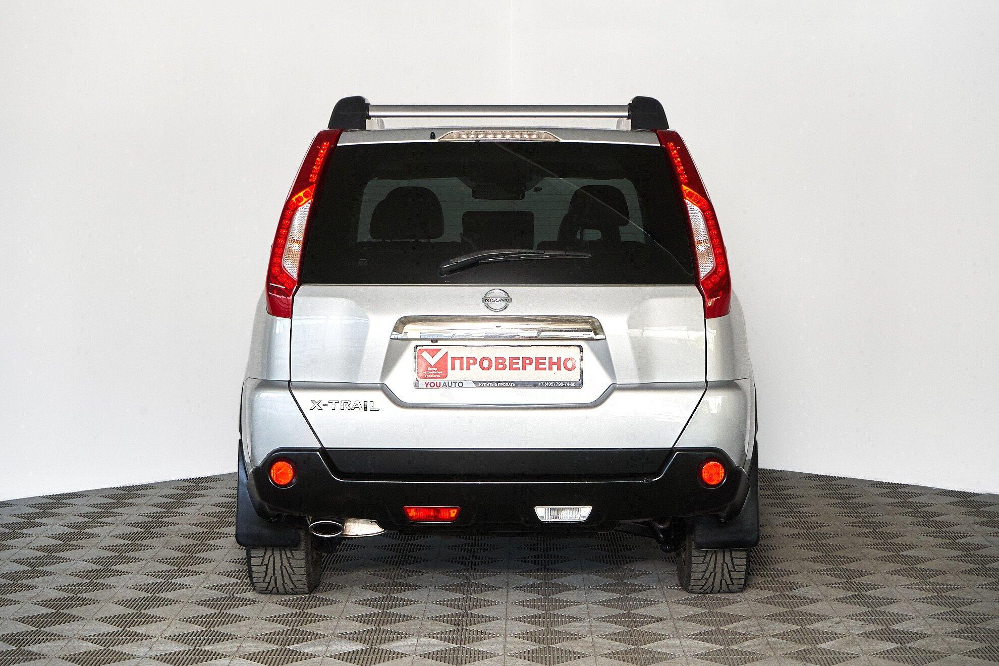 Nissan X-Trail 2013, серебряный