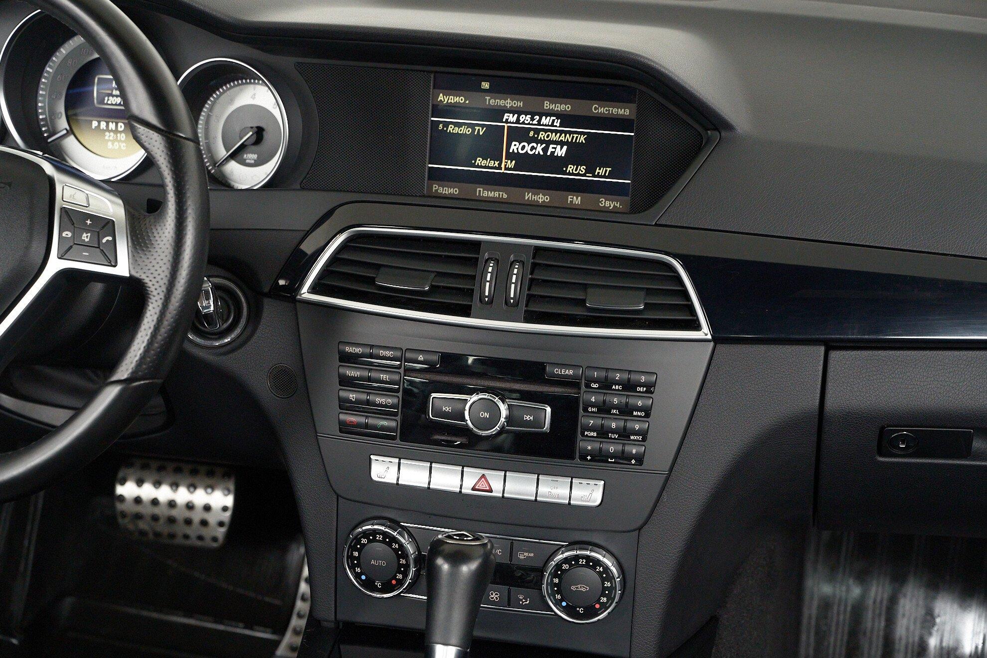 Mercedes-Benz C-Класс 2011, черный