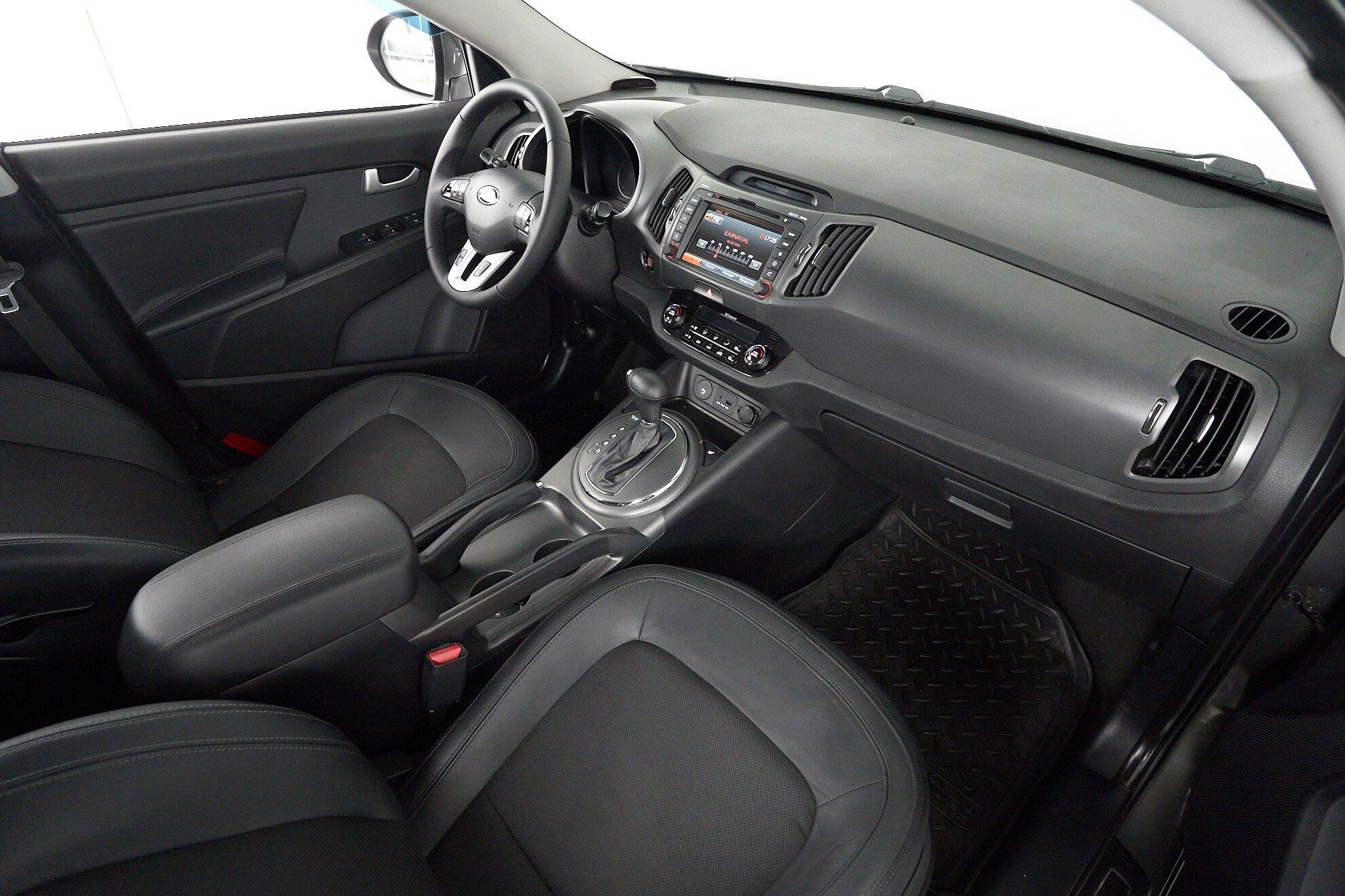 Kia Sportage 2012, серый