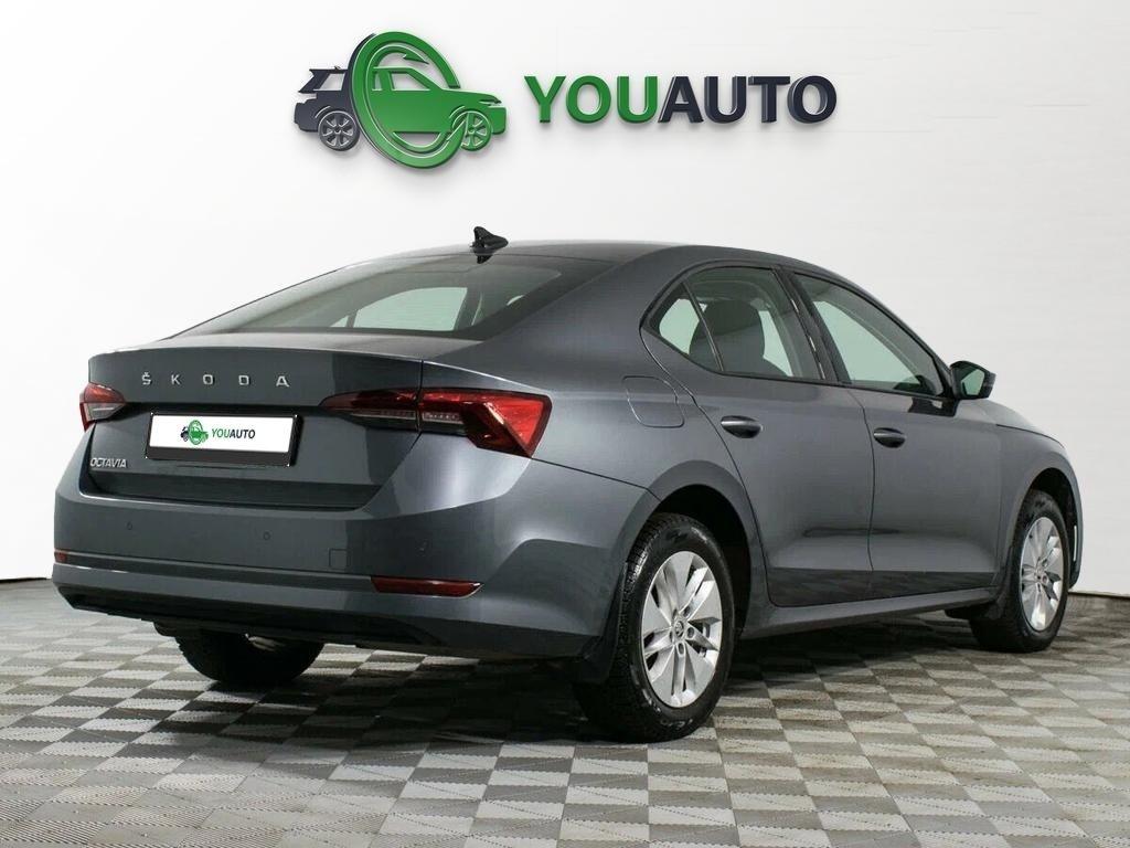 Skoda Octavia 2022, серый