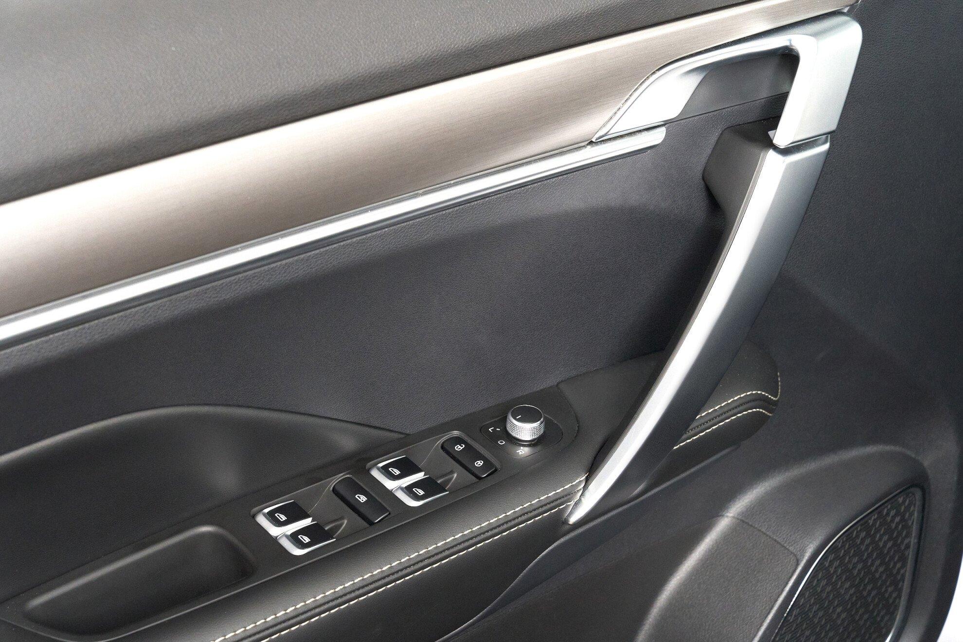 Geely Coolray 2020, серый