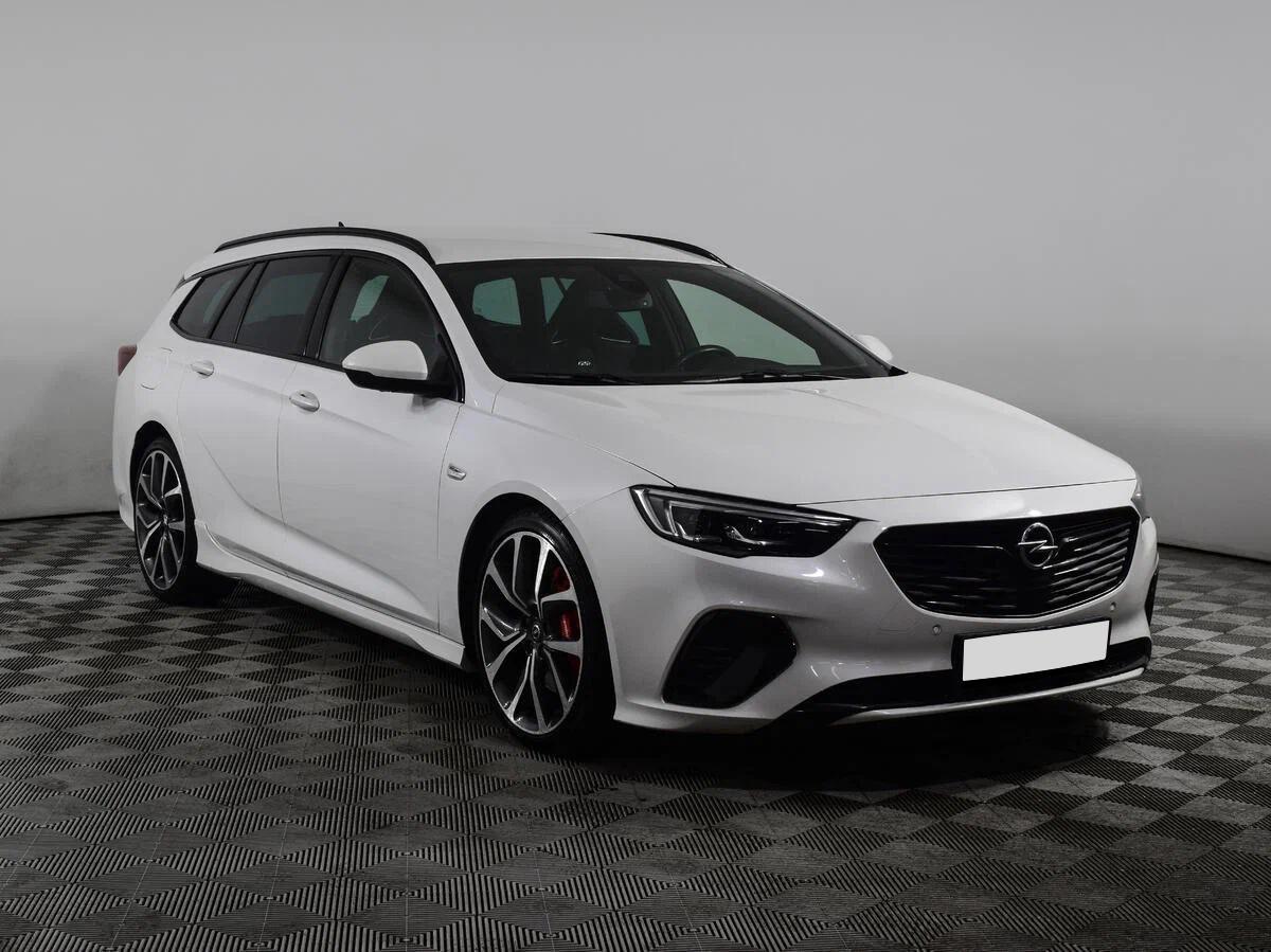Opel Insignia 2020, белый