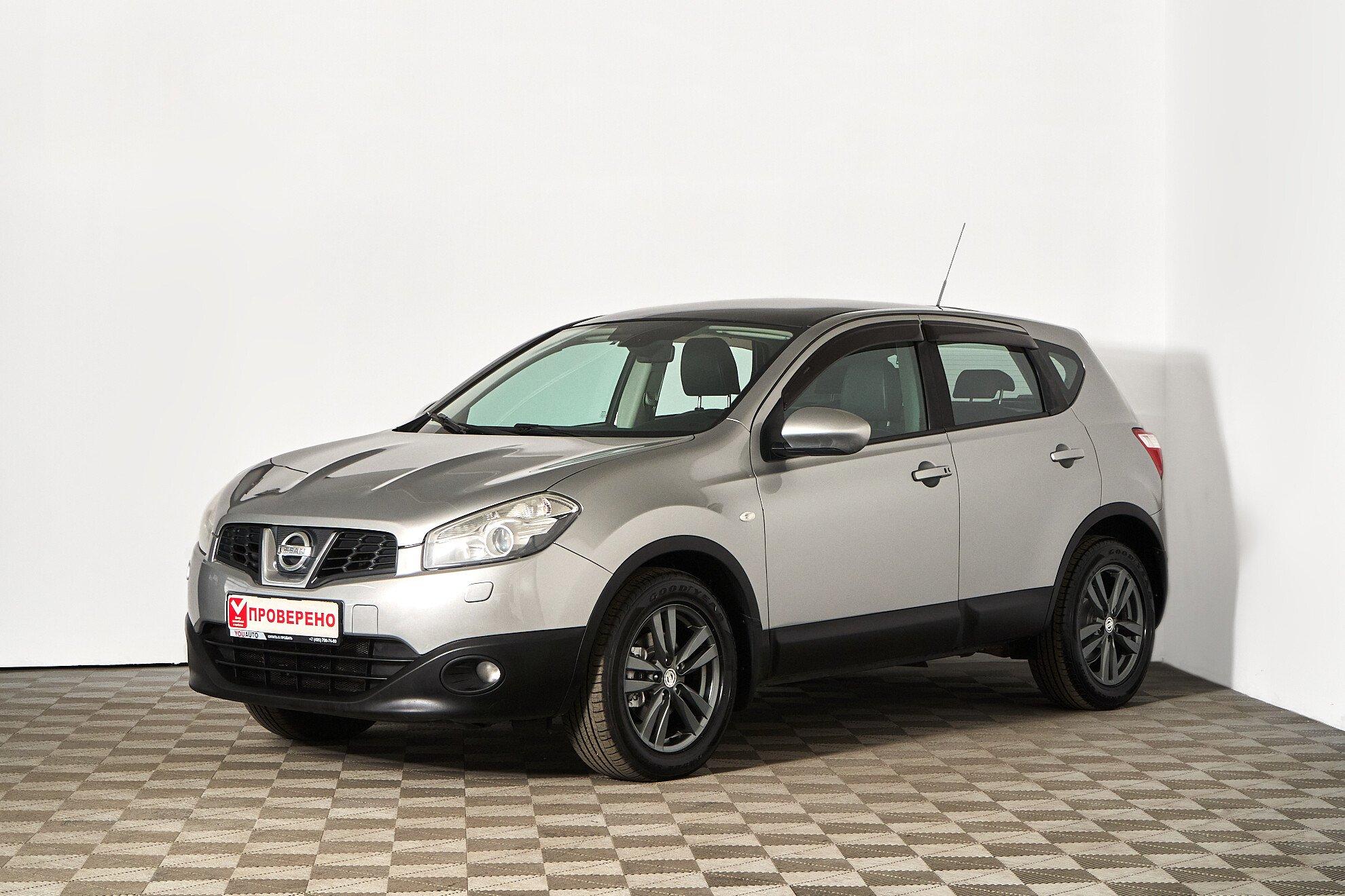 Nissan Qashqai 2011, серебряный