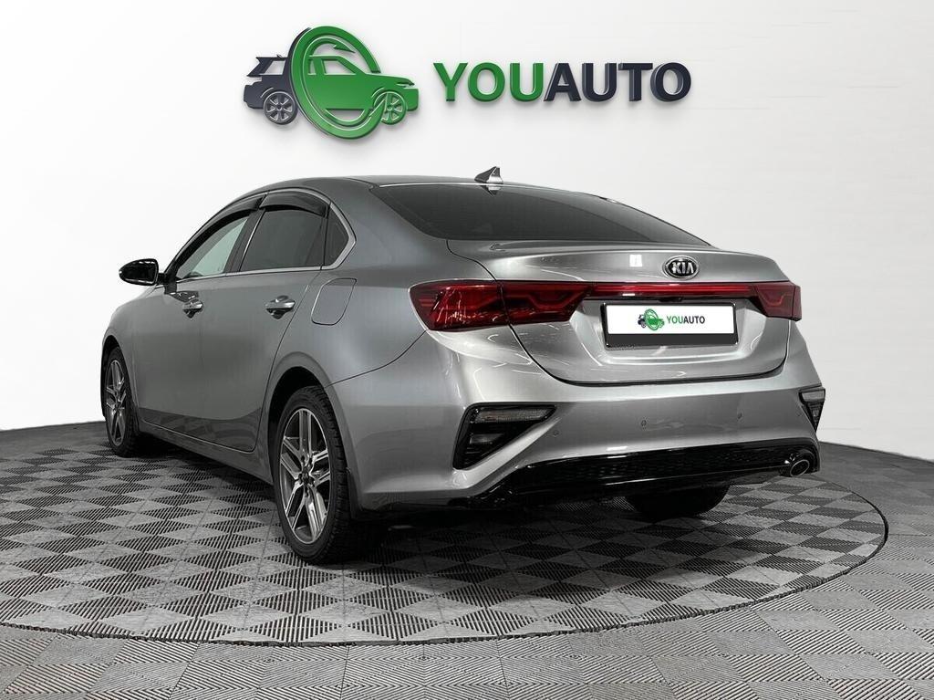 Kia Cerato 2018, серебряный