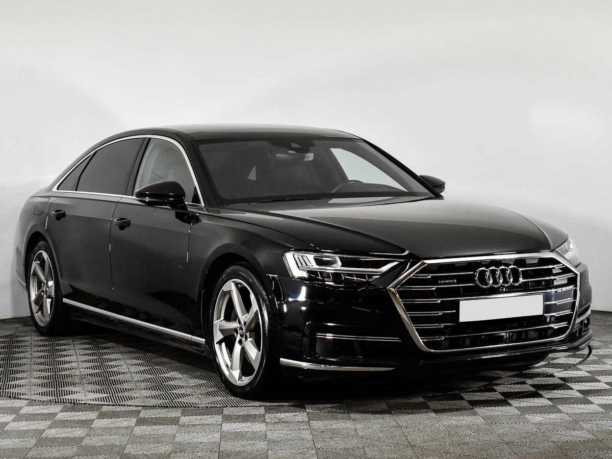 Audi A8 2018, черный