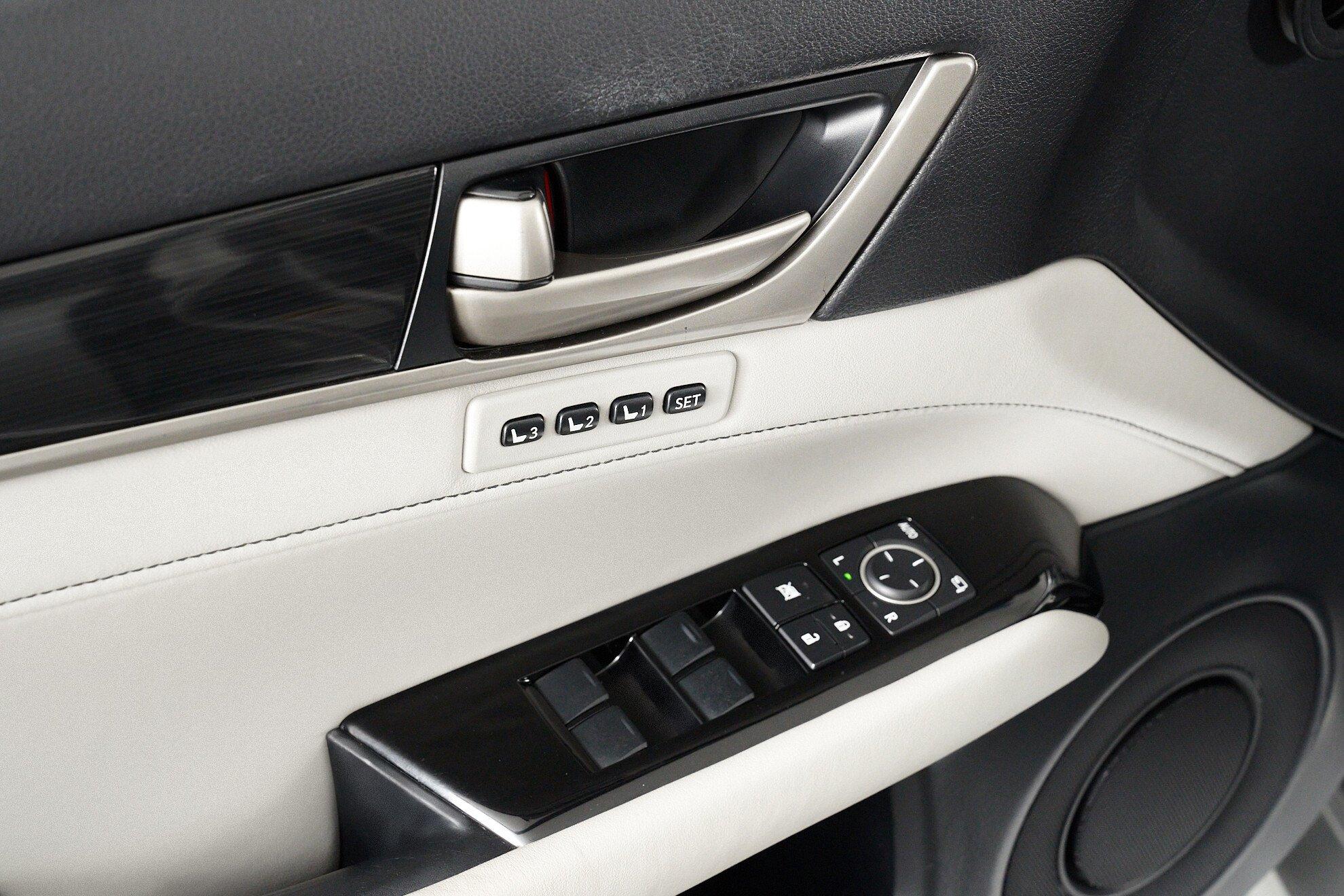 Lexus GS 2012, серебряный