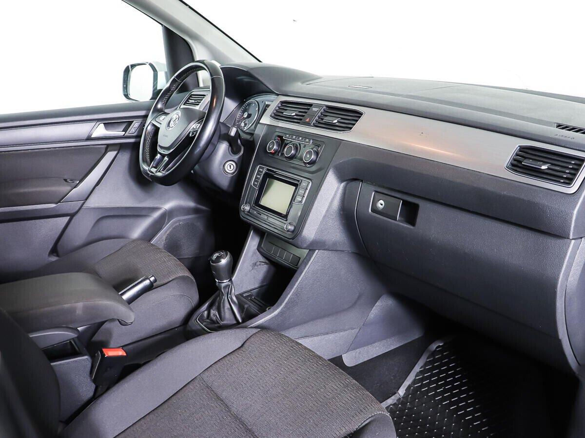 Volkswagen Caddy 2015, серебряный
