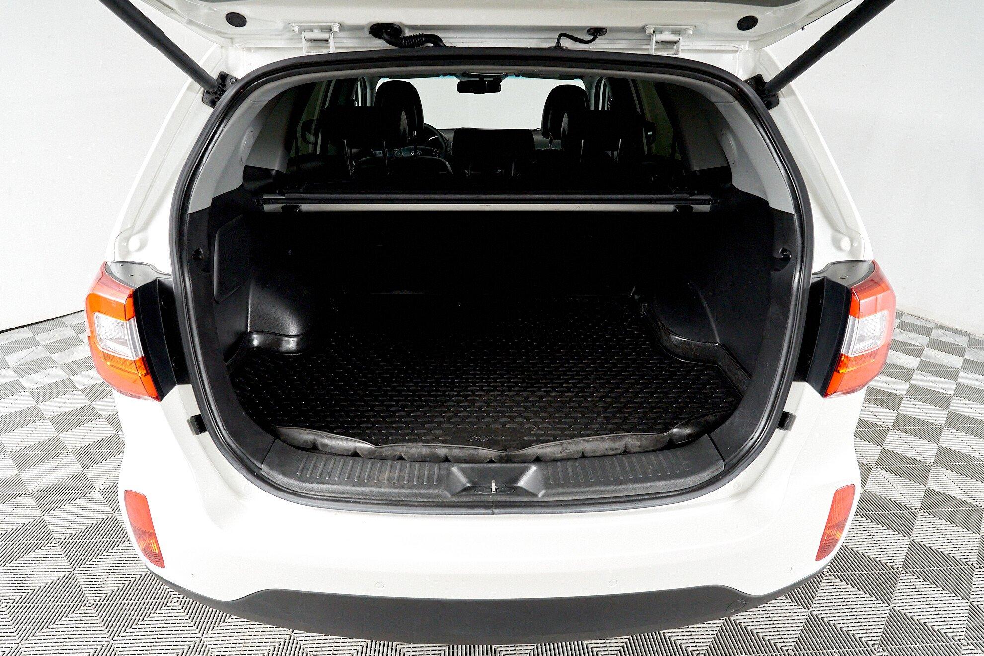 Kia Sorento 2015, белый