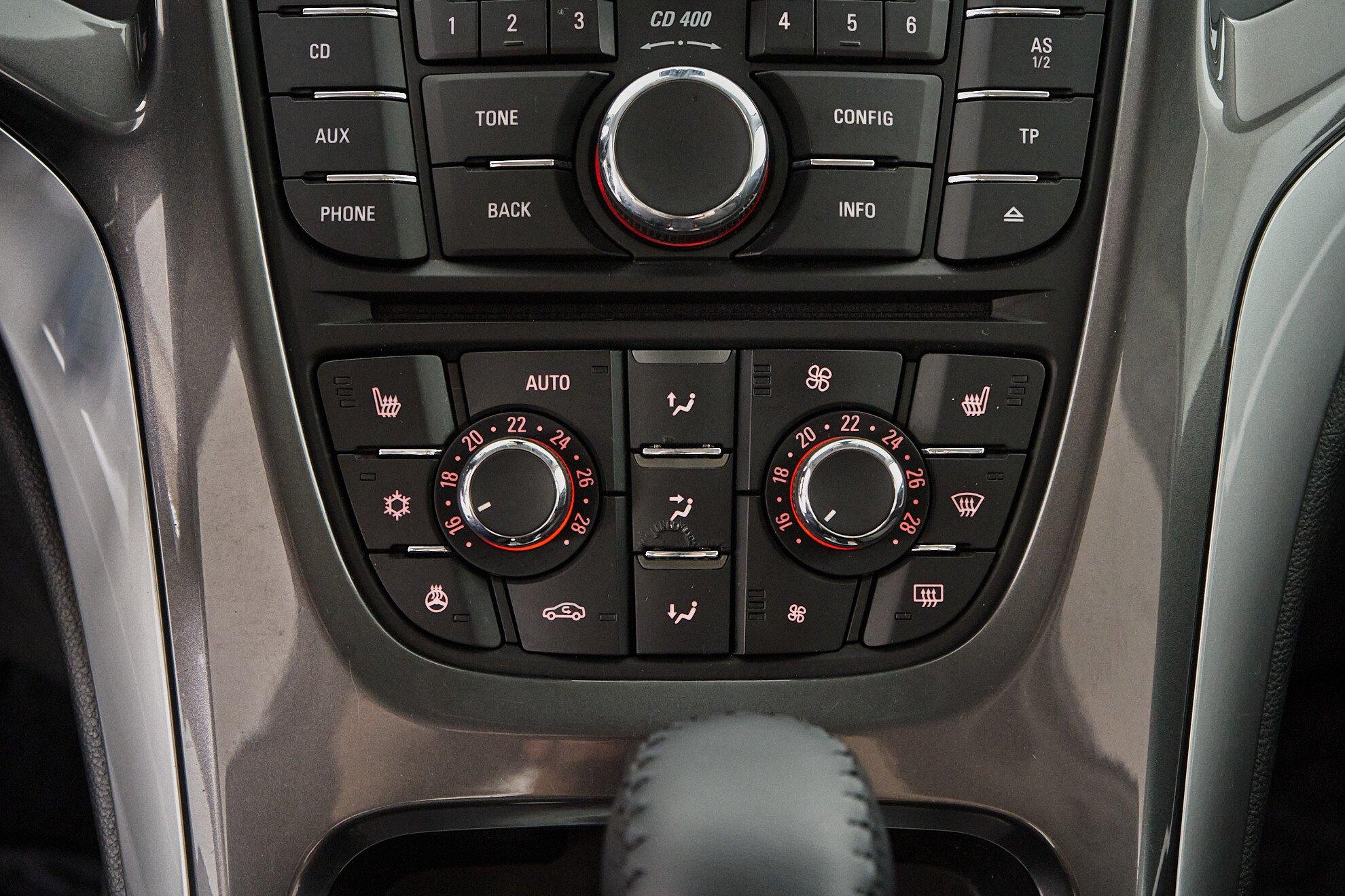 Opel Astra 2013, синий