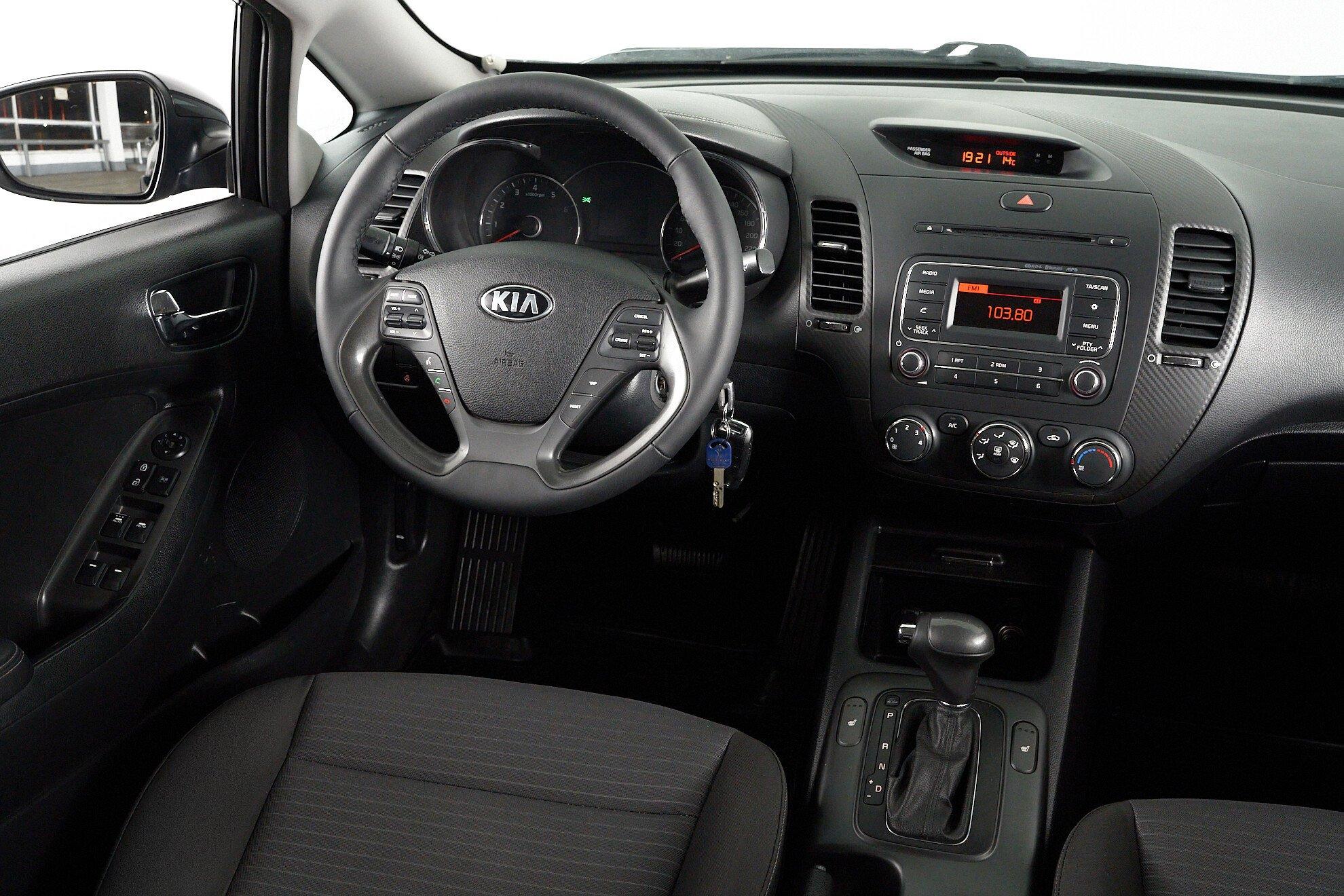 Kia Cerato 2016, черный