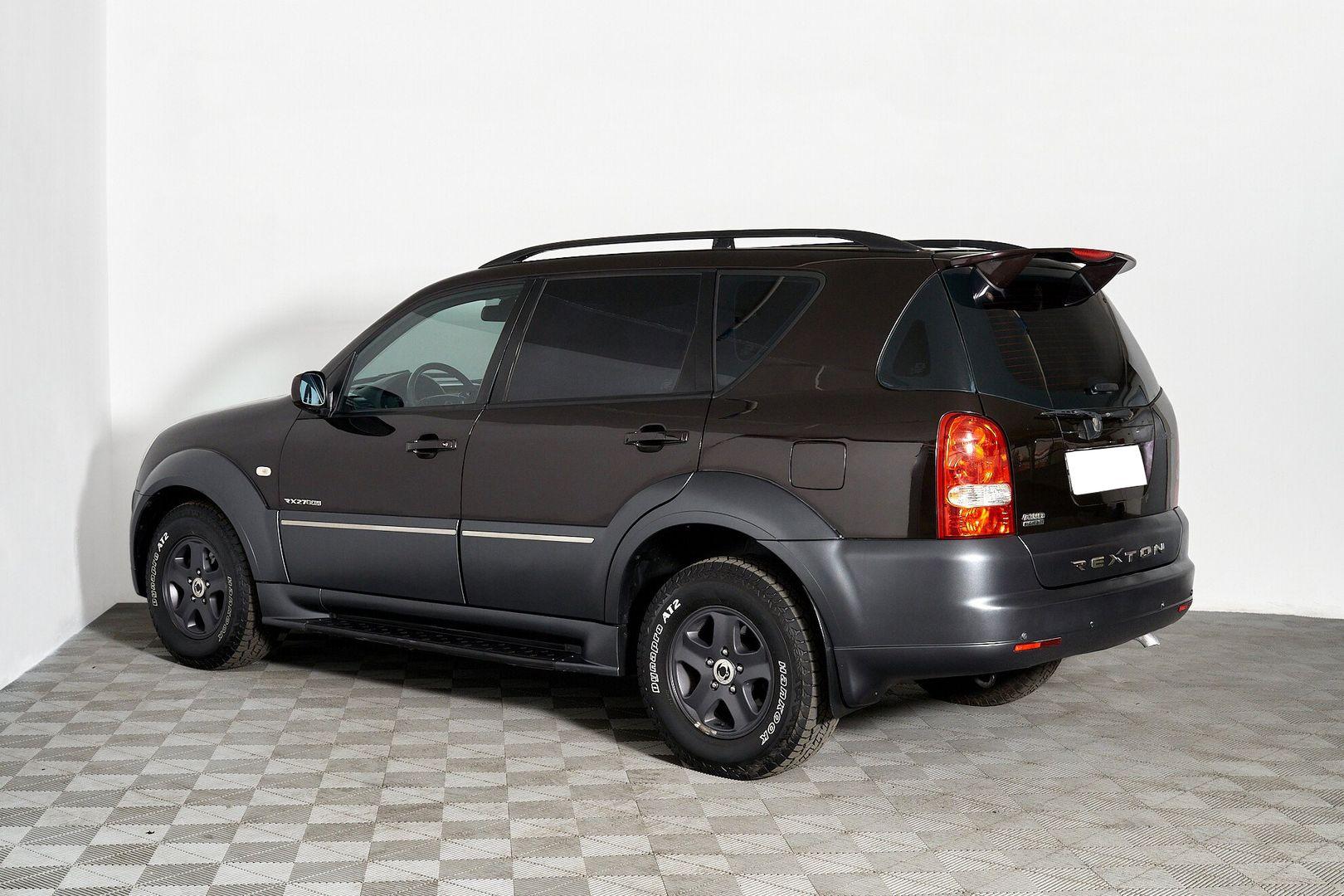 SsangYong Rexton 2012, пурпурный