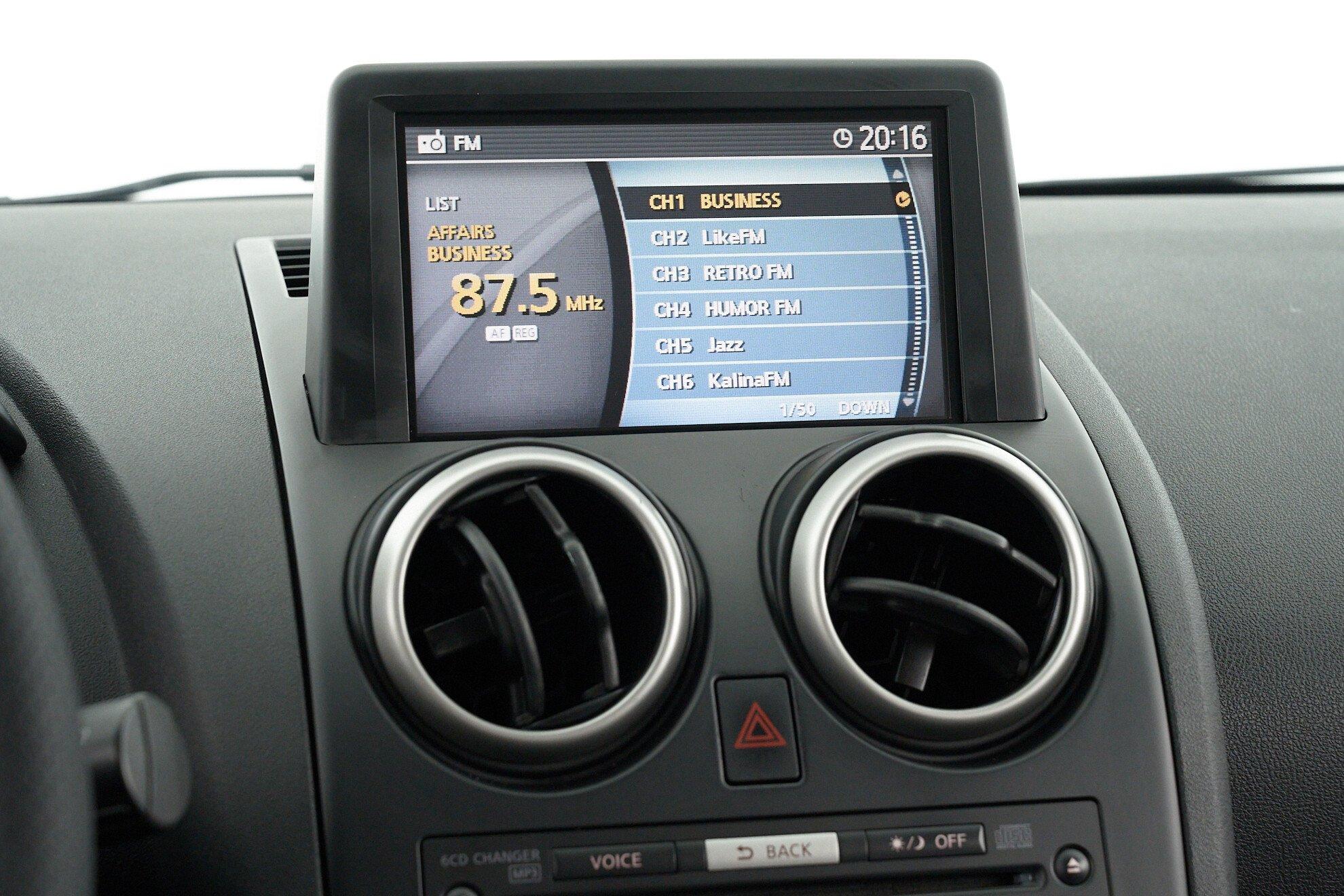 Nissan Qashqai 2009, серебряный