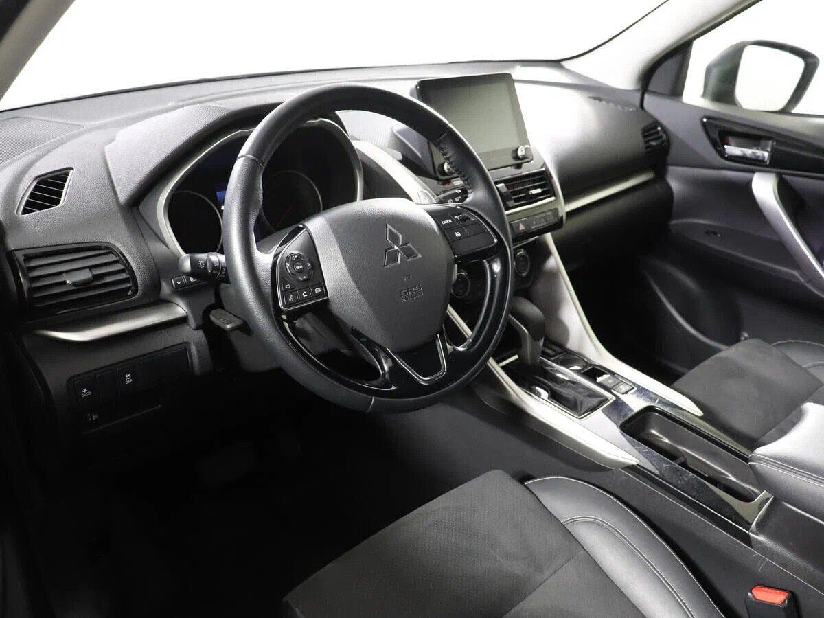 Mitsubishi Eclipse Cross 2021, белый
