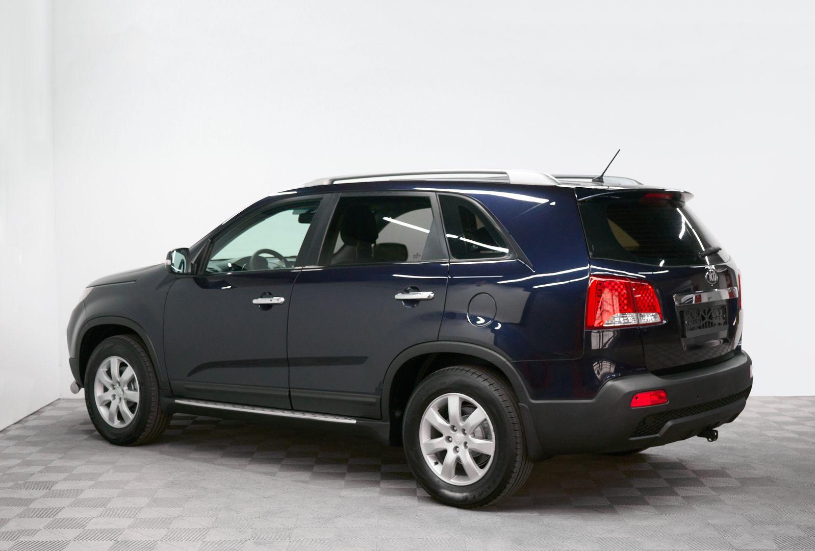 Kia Sorento 2010, черный