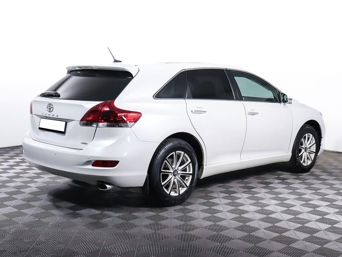Toyota Venza 2016, белый